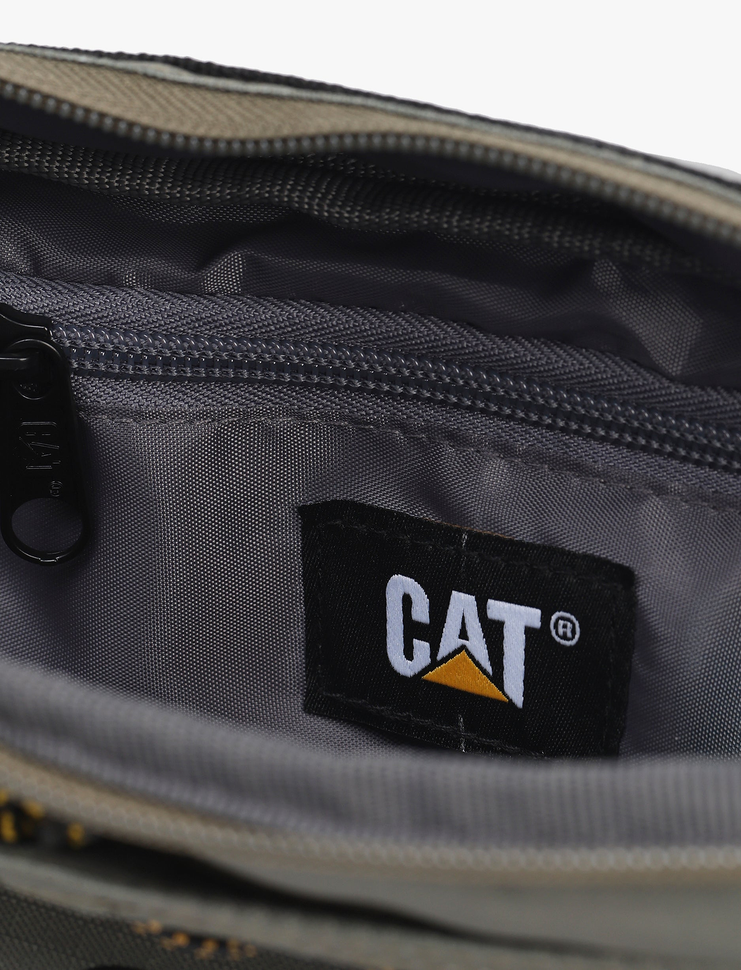 Caterpillar Explorer Waist Bag - פאוץ' קאטרפילר 2 ליטר בצבע ירוק דהוי