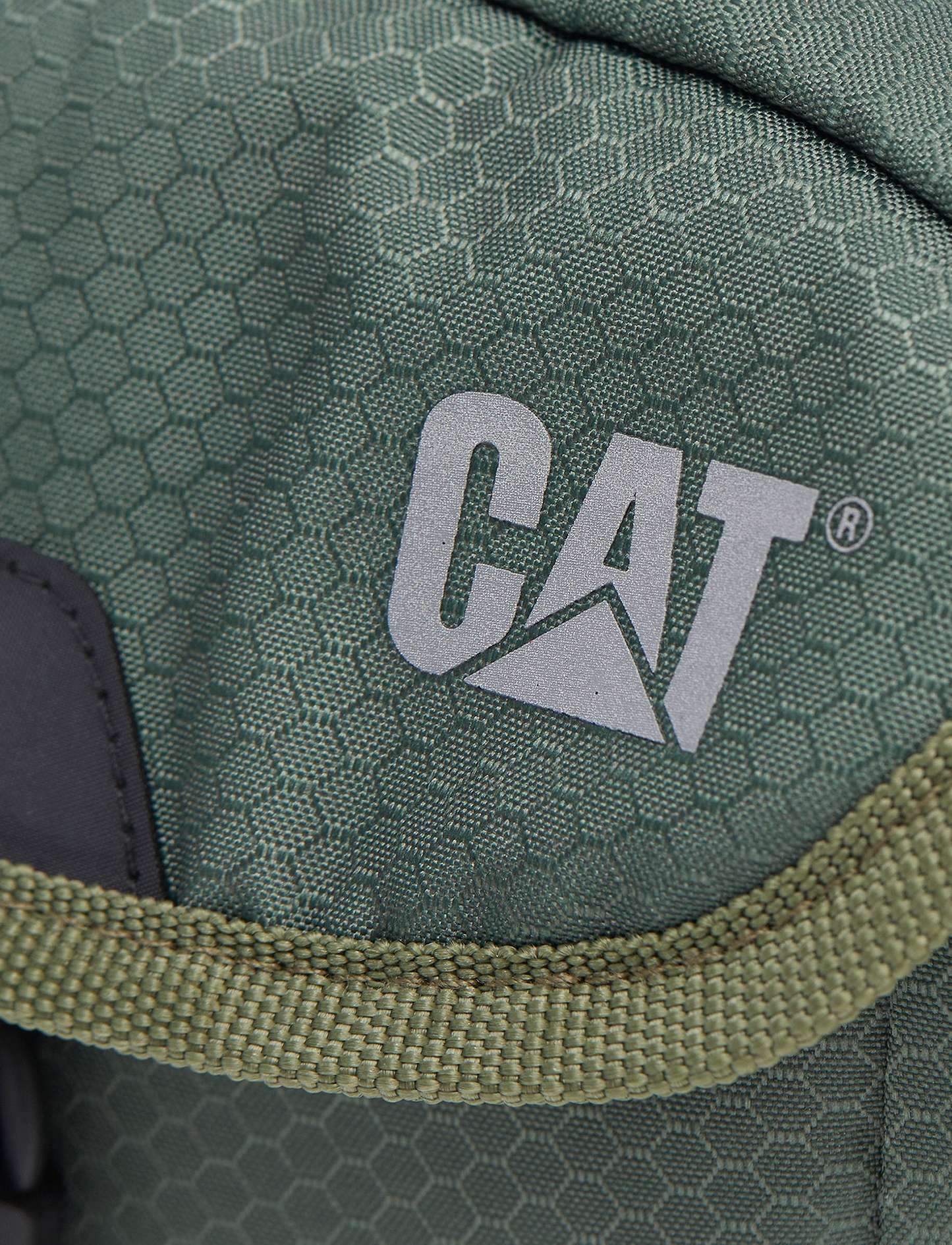Caterpillar Fuji -  פאוץ' קאטרפירל 3 ליטר בצבע ירוק אקליפטוס