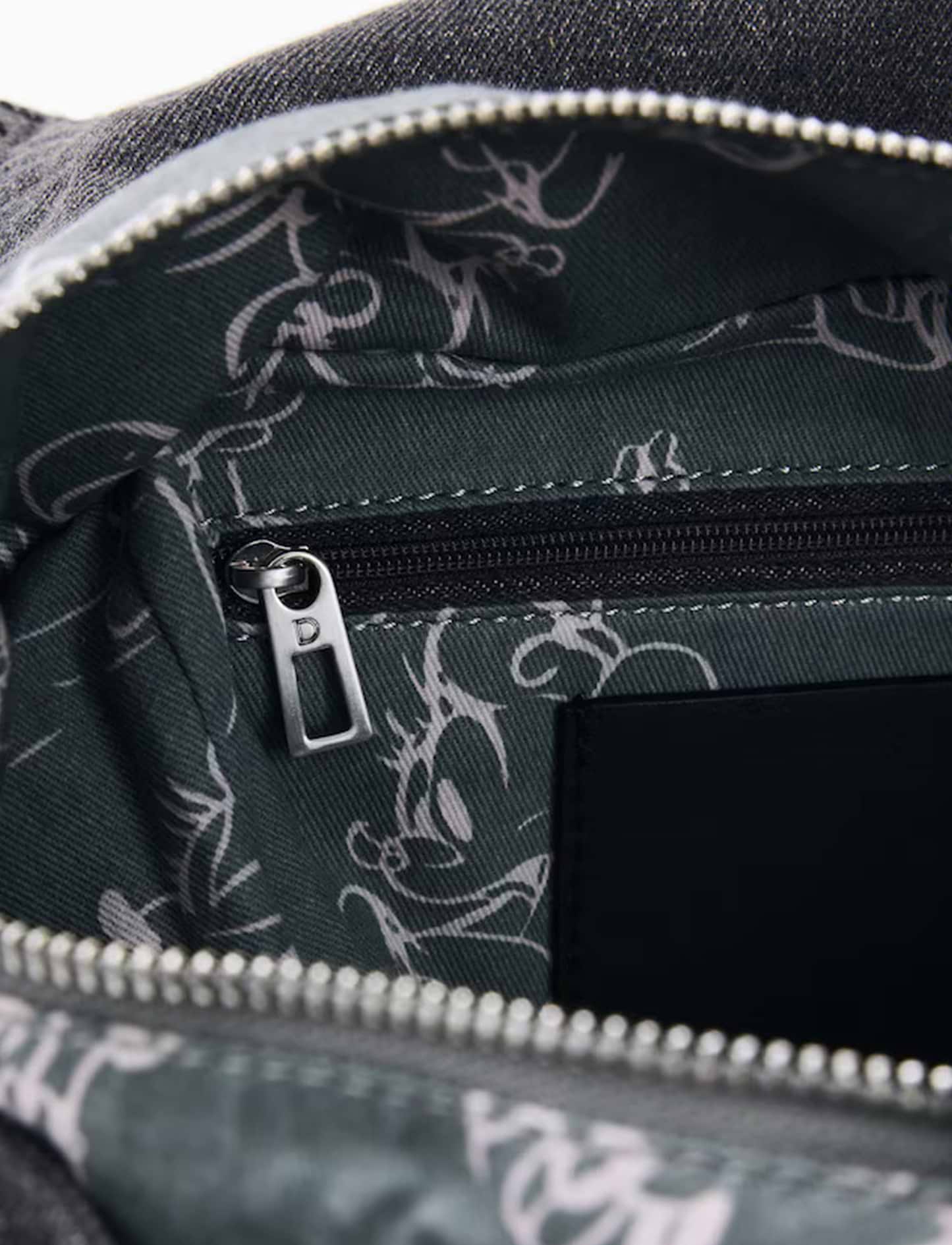Desigual Mickey Kiss Backpack 26SAKD01 - תיק גב דיזיגוואל לנשים