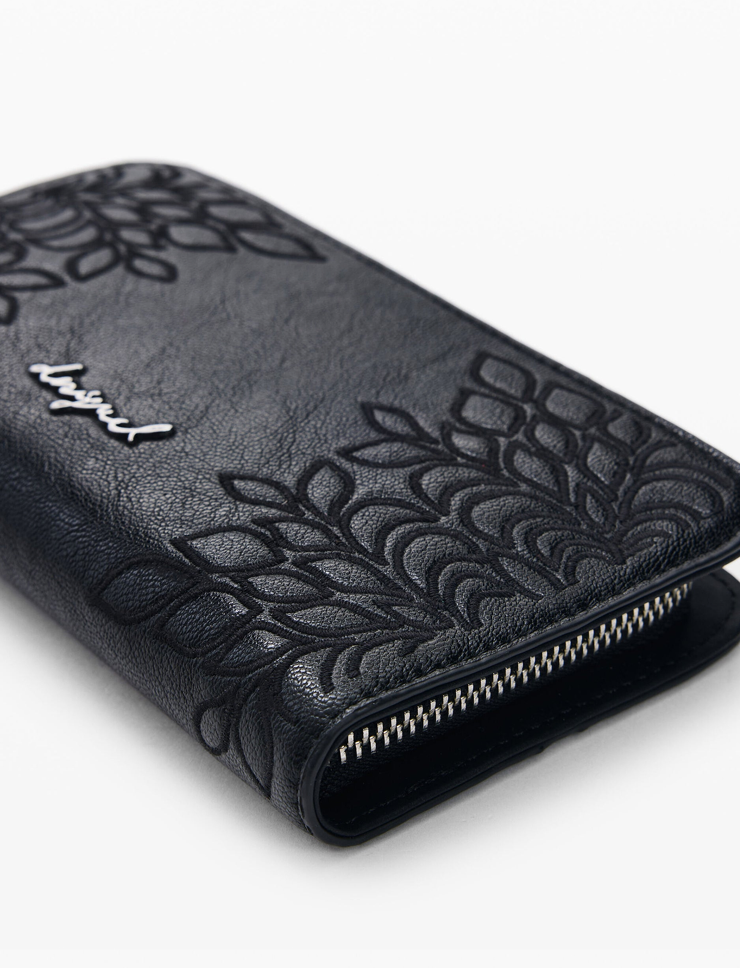 Desigual Sierra B Fiona Wallet 26SAYP20 - ארנק דיזיגוואל לנשים