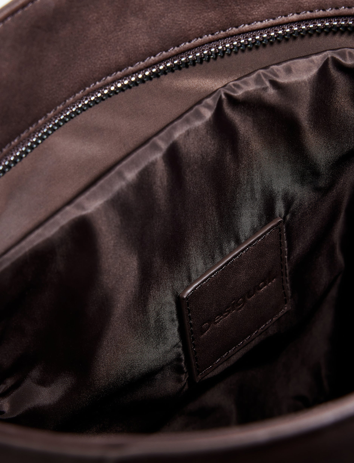 Desigual Back Half Logo Arica Choco - תיק צד דיזיגוואל לנשים