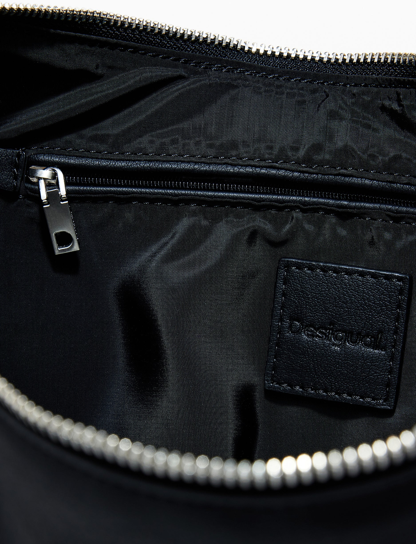 Desigual Bag Half Logo Zante 25WAXP52 - תיק צד דיזיגוואל שחור לנשים