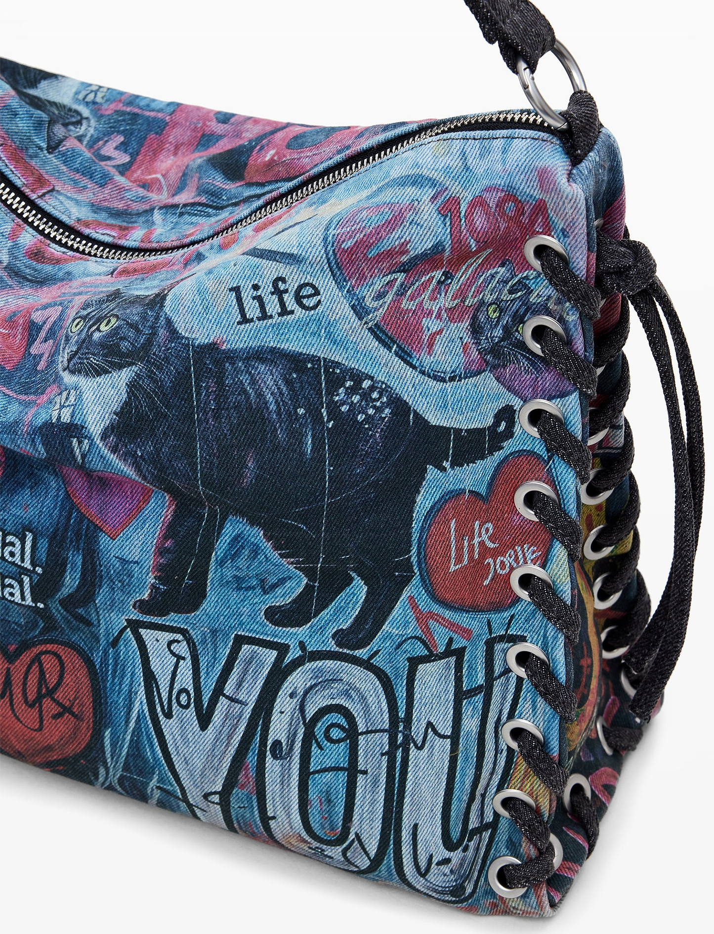 Desigual Bag Pizzicato Leiria 25WAXD23 - תיק צד שחור גרפיטי דיזיגוואל לנשים