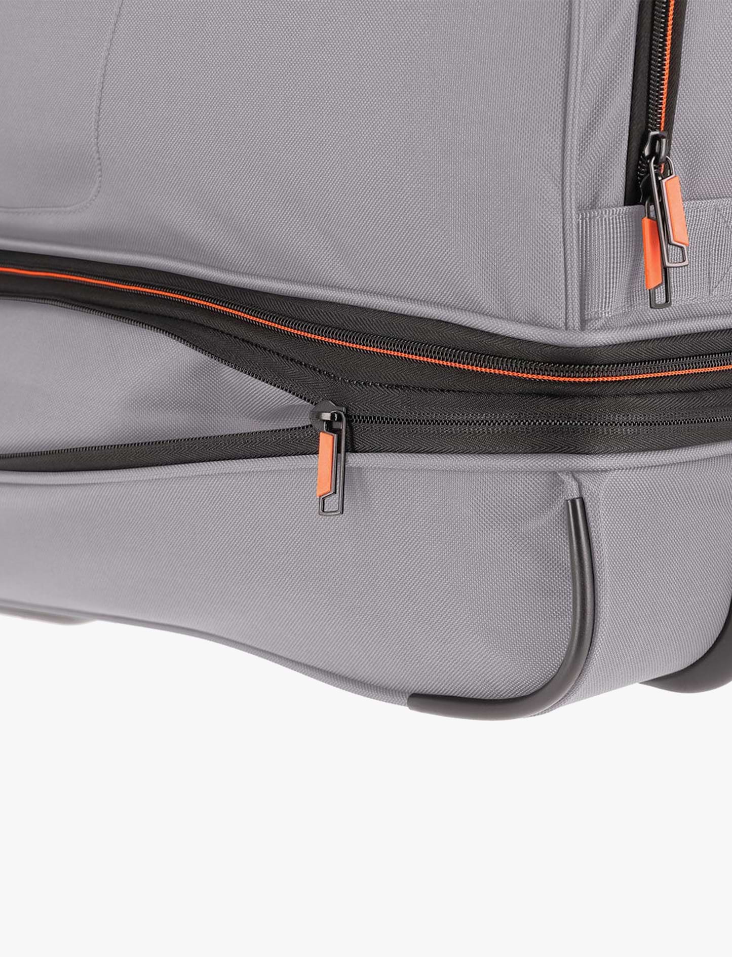 Travelite Wheeled Duffle 55 Cm BASICS - תיק נסיעה על גלגלים 55 ס"מ טרוולייט בצבע אפור