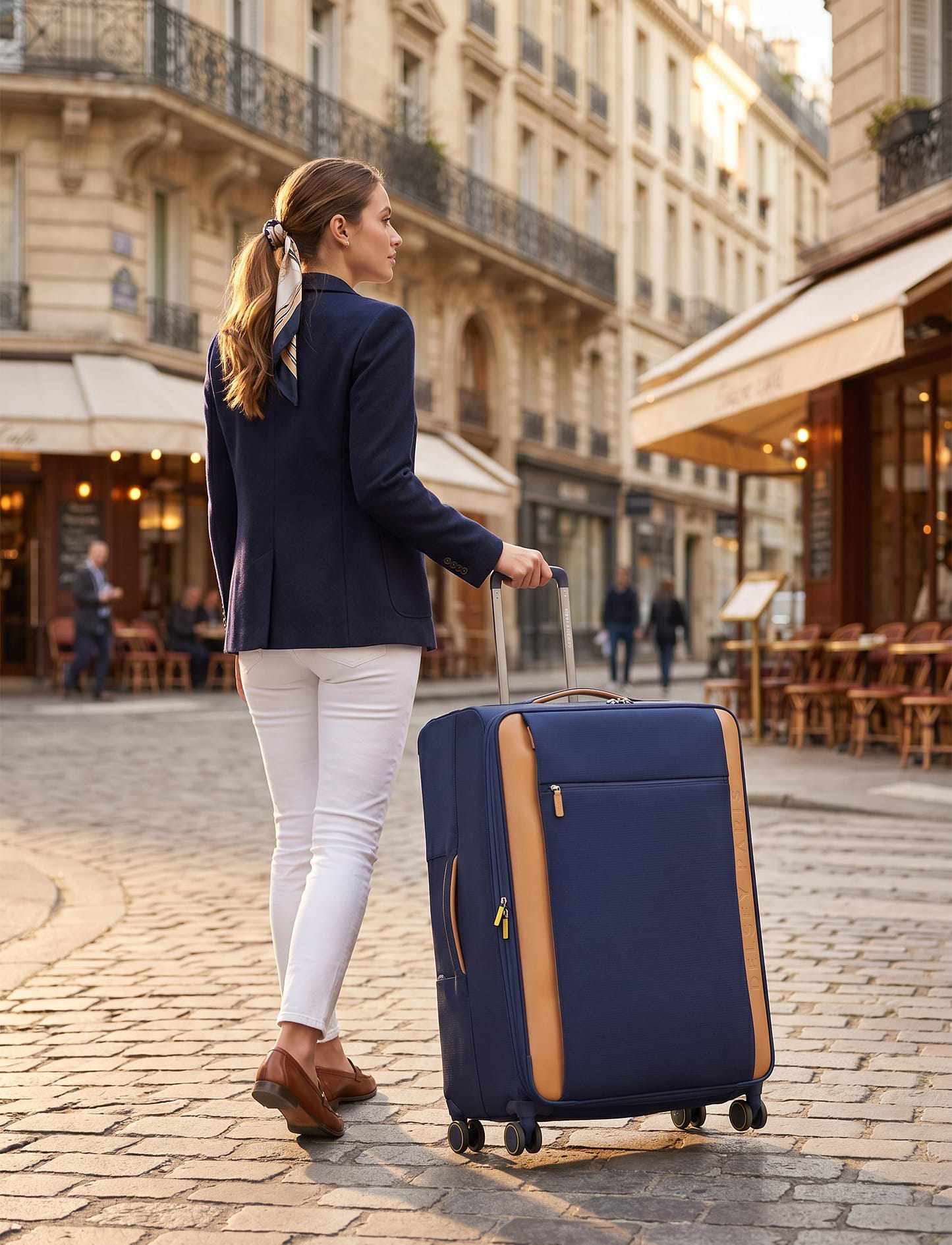 Delsey Montmartre Soft Luggage Set - סט 3 מזוודות רכות דלסי