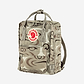 Fjallraven Kanken Art Mini -תיק גב קנקן מיני בהדפס אומנותי בצבע חאקי בהדפס מיוחד
