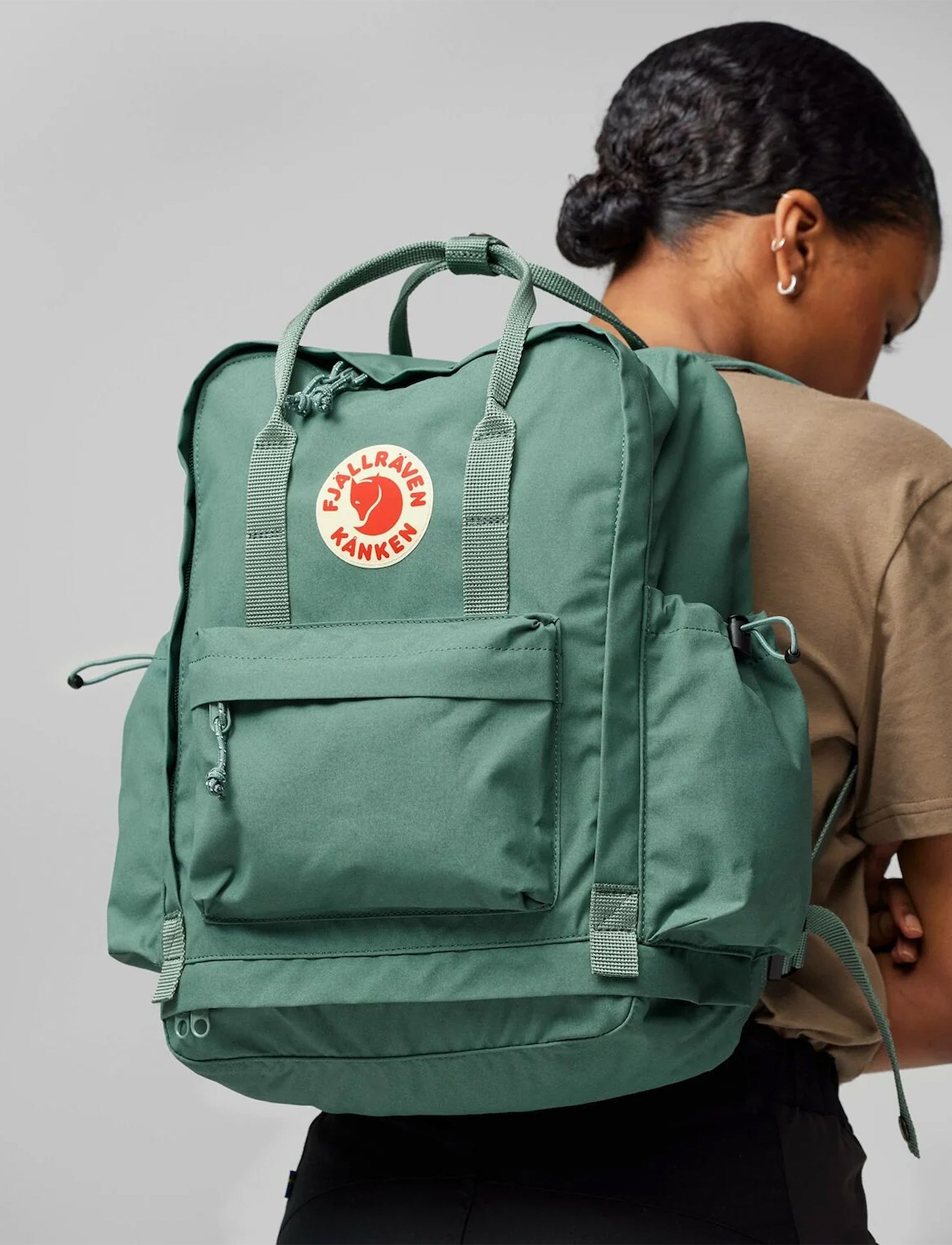 Fjallraven Kanken Outlong 23200251 - תיק קנקן 18 ליטר
