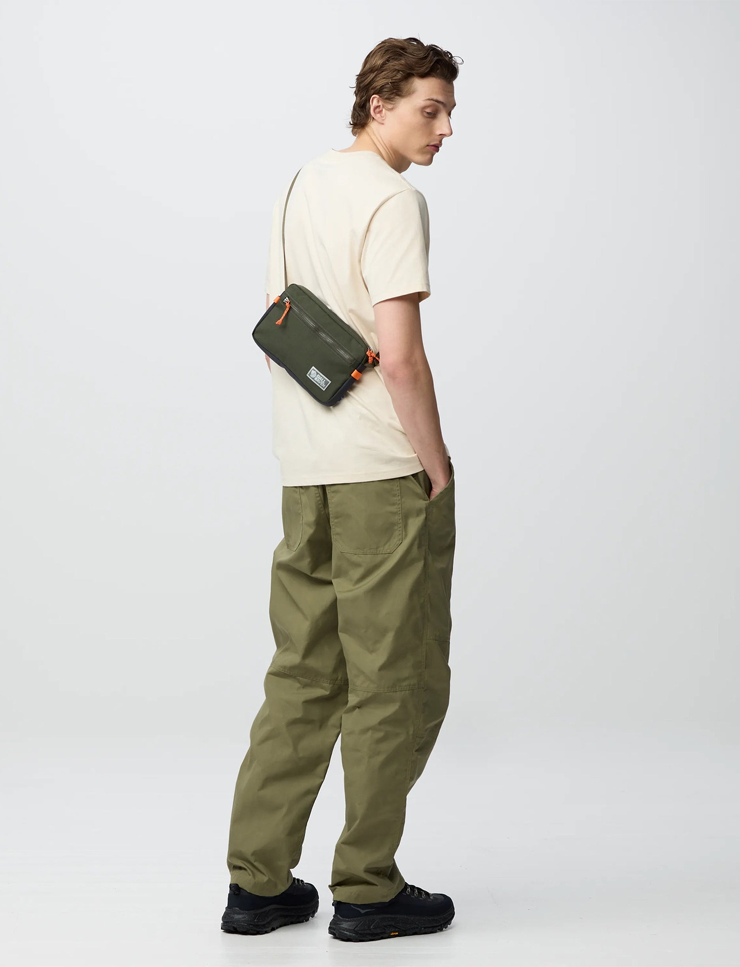 Kanken Vardag Pocket Large - תיק צד קנקן בצבע שחור