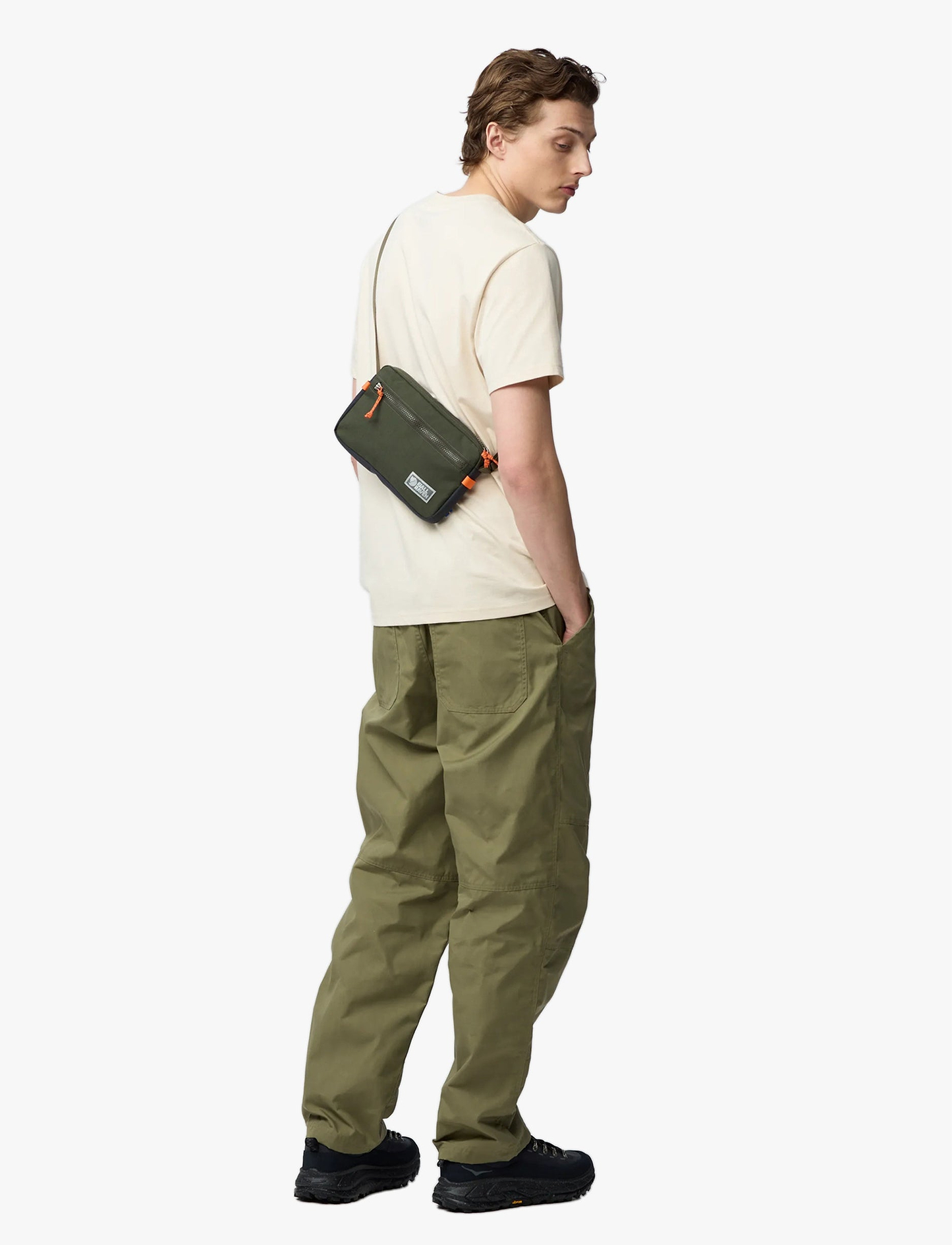 Kanken Vardag Pocket Large - תיק צד קנקן בצבע ירוק כהה
