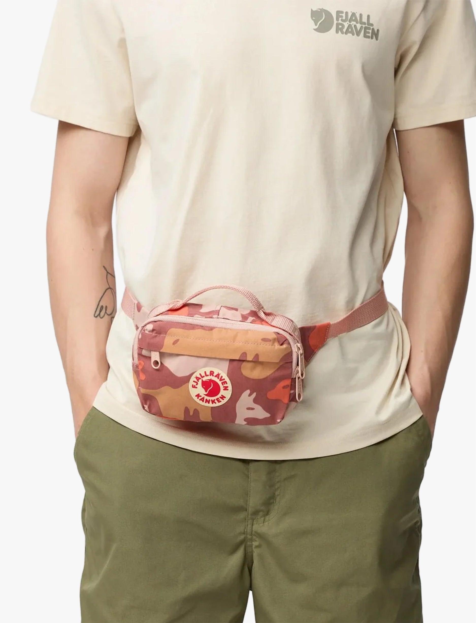 Kanken Graphics Hip Pack - פאוץ' קנקן