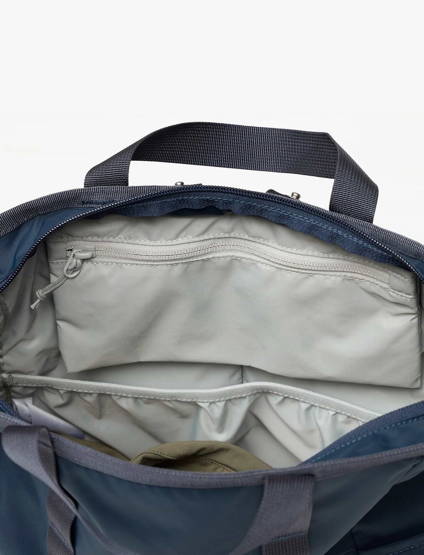Fjallraven Kanken High Coast Tote Pack - תיק גב קנקן בצבע נייבי
