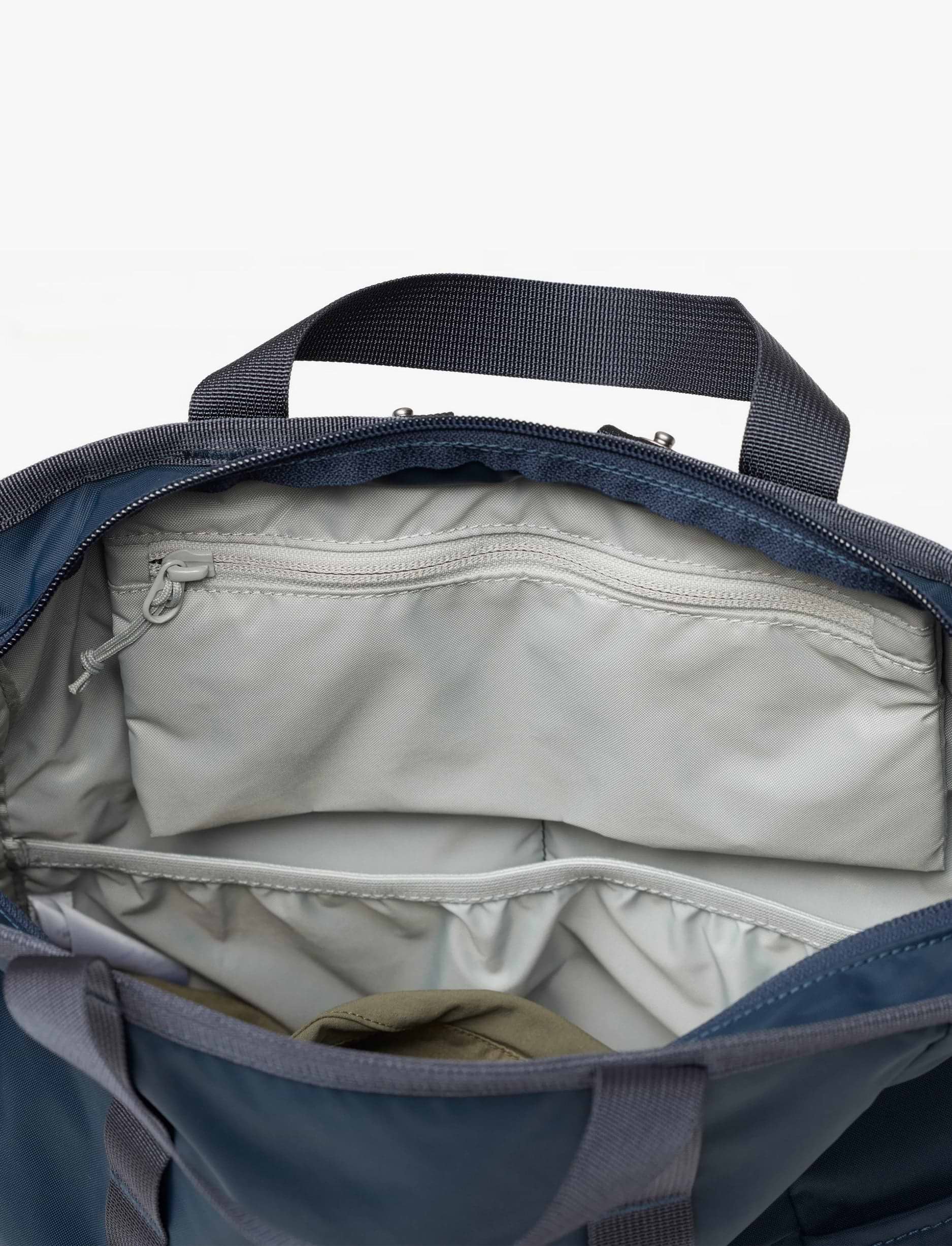 Fjallraven Kanken High Coast Tote Pack - תיק גב קנקן בצבע נייבי