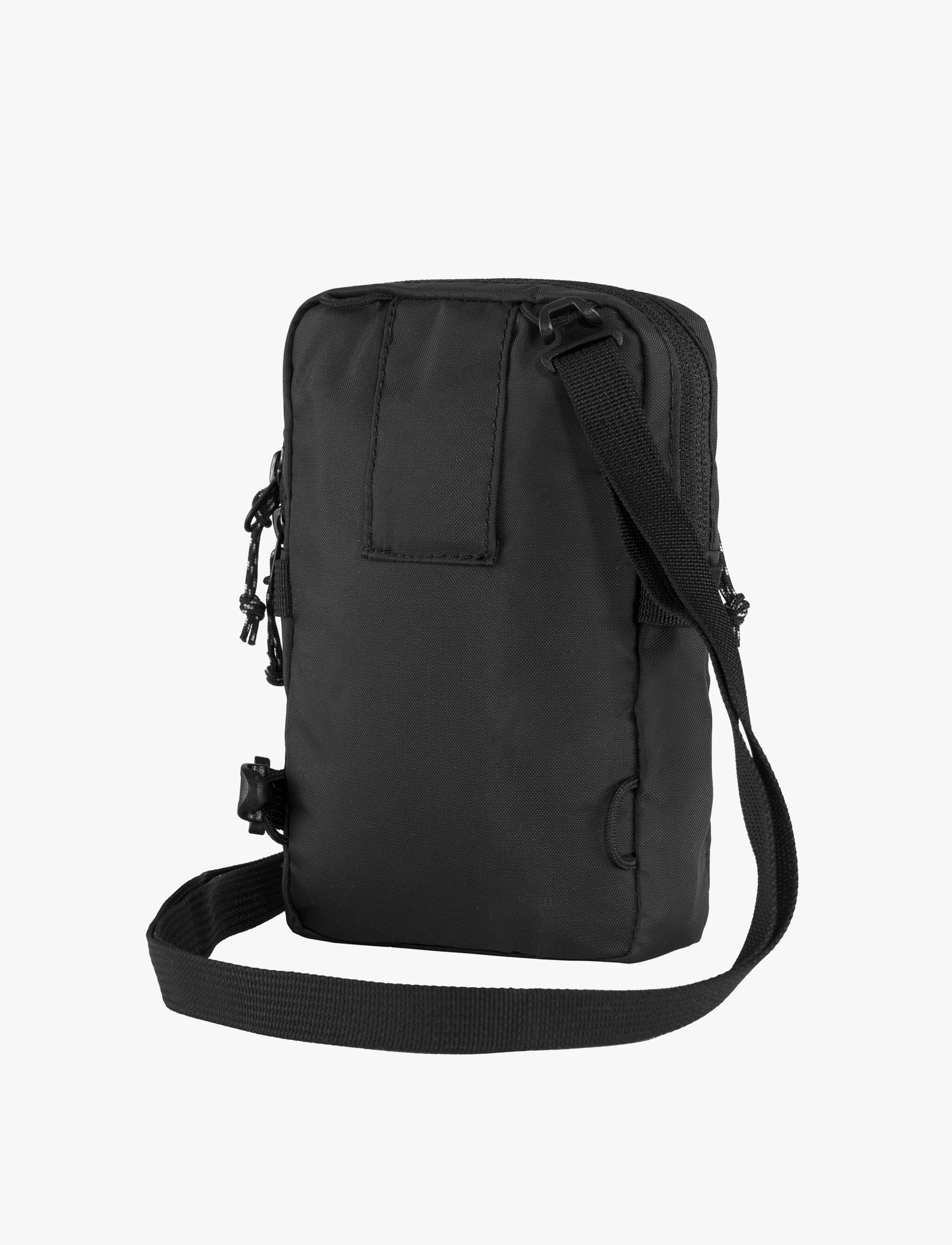 Fjallraven Kanken High Coast Pocket -תיק צד קנקן בצבע שחור