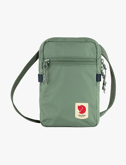 Fjallraven Kanken High Coast Pocket - תיק צד קנקן בצבע ירוק פטינה