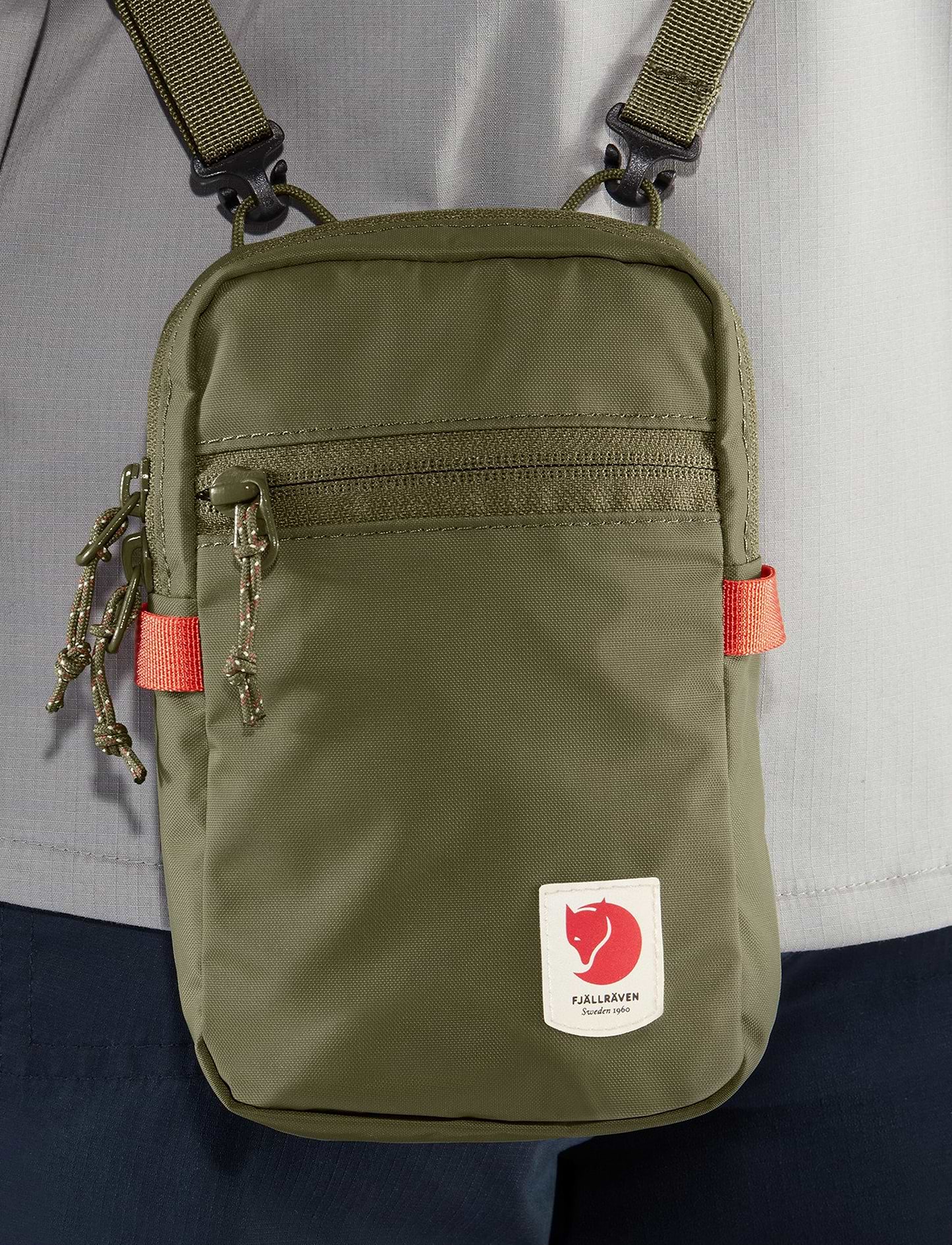 Fjallraven Kanken High Coast Pocket - תיק צד קנקן בצבע ירוק