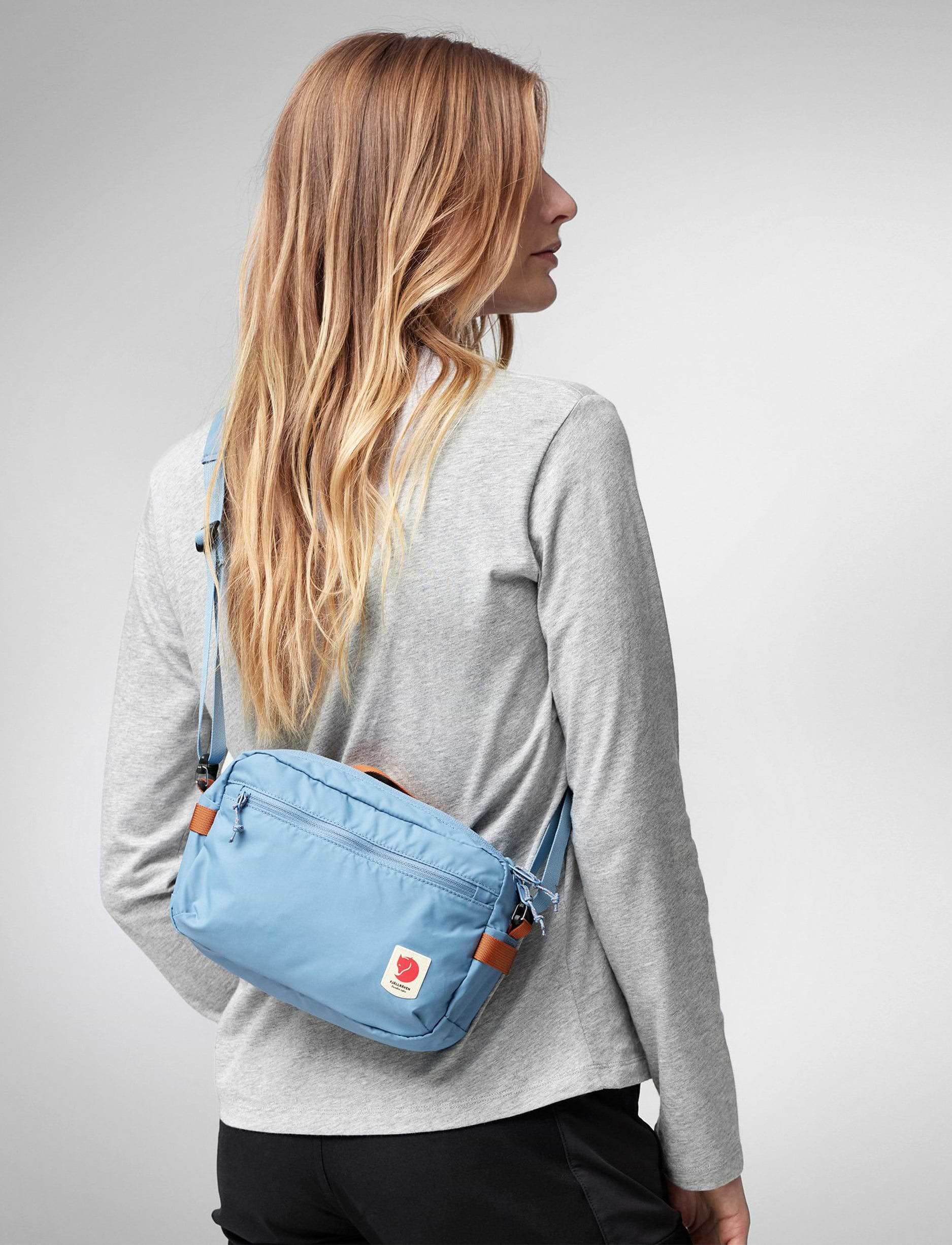 Fjallraven Kanken High Coast Crossbody - תיק צד קנקן בצבע כחול בהיר