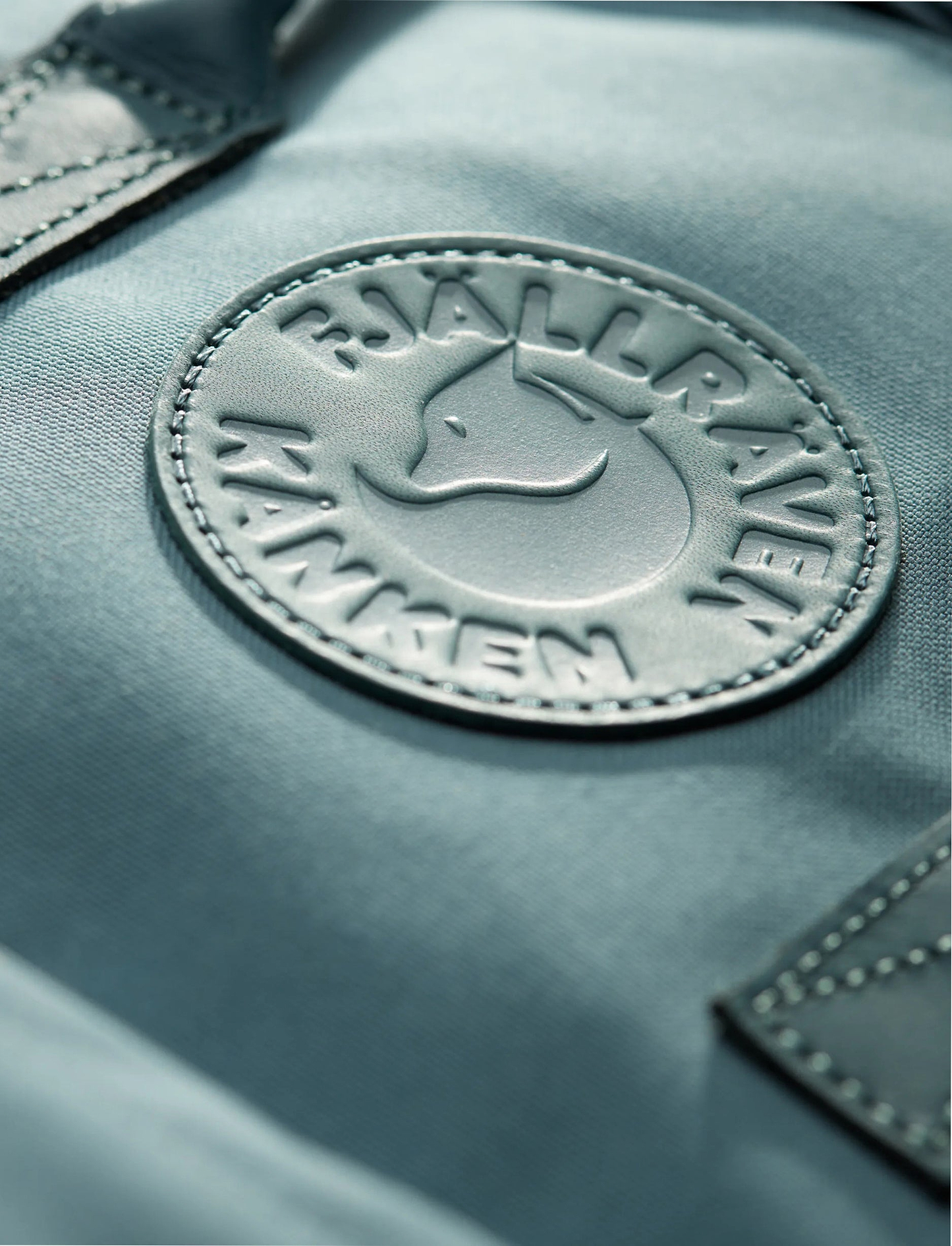 Fjallraven Kanken No. 2 -  תיק גב 16 ליטר
