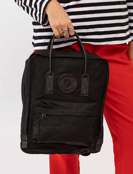 Fjallraven Kanken No. 2 Laptop - תיק גב קאן קן 15 ליטר