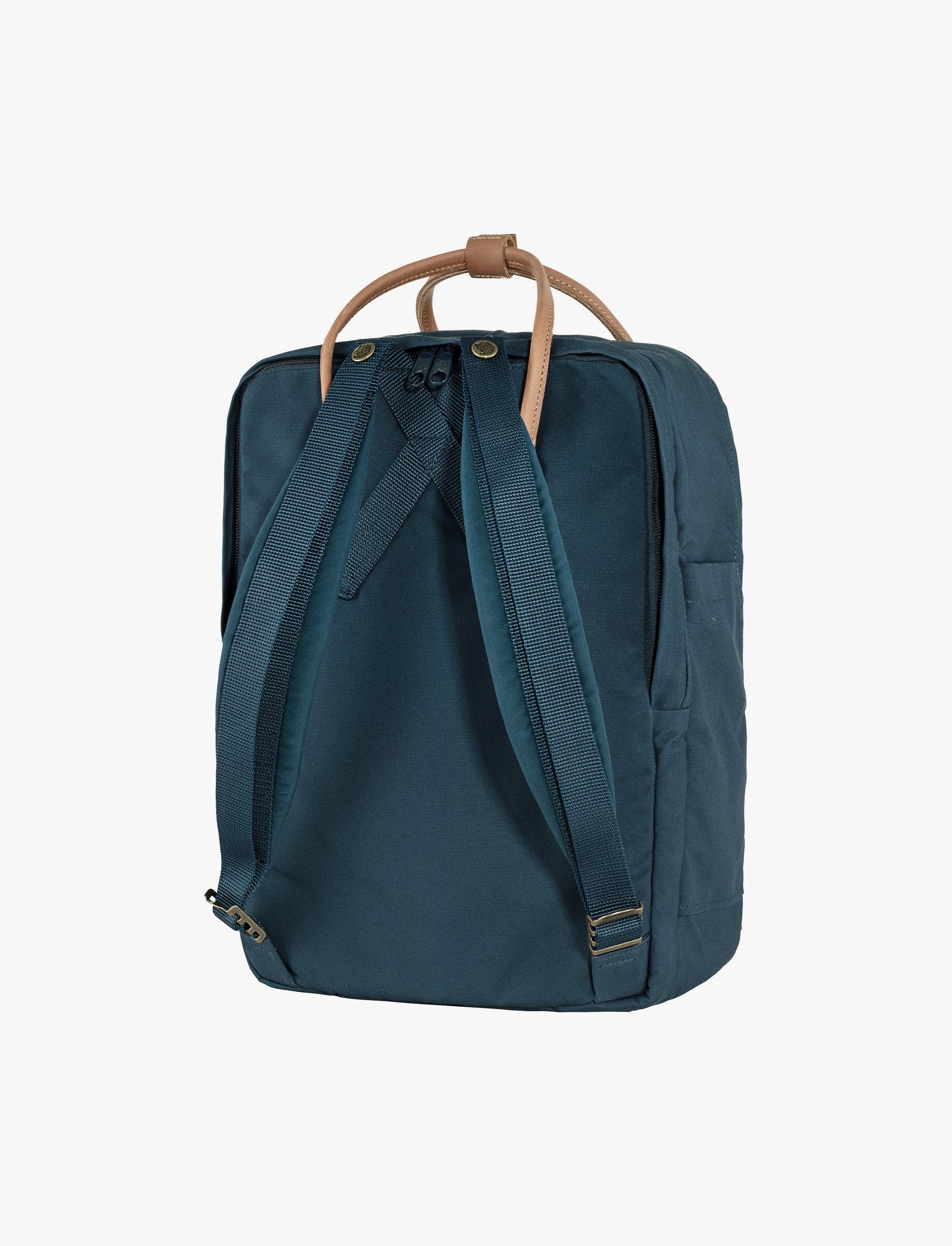 Fjallraven Kanken No. 2 Laptop - תיק גב קאן קן 18 ליטר
