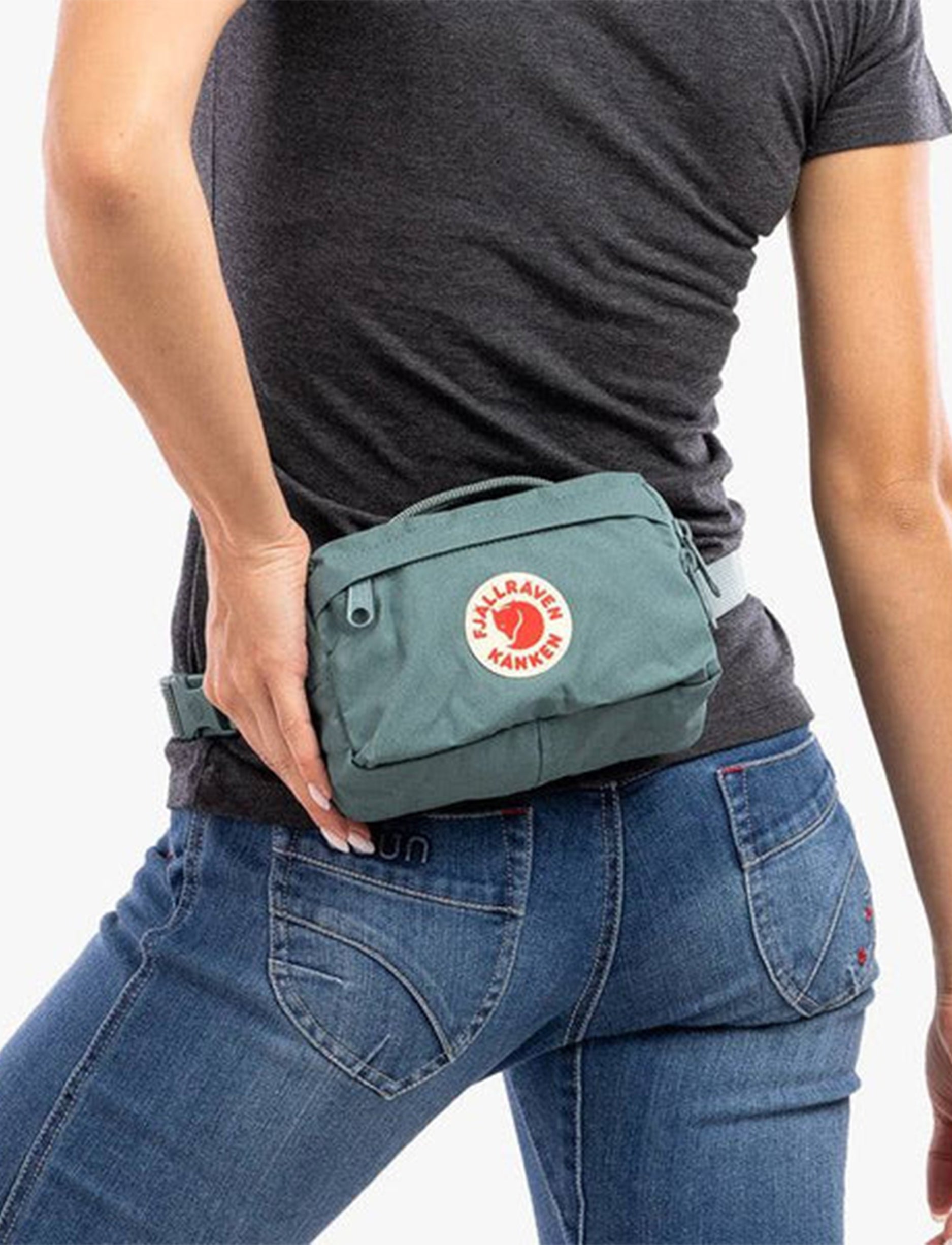 Fjallraven Kanken Hip Pack - מותנית/פאוץ קאן קן 2 ליטר