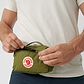 Fjallraven Kanken Hip Pack - מותנית/פאוץ קאן קן 2 ליטר