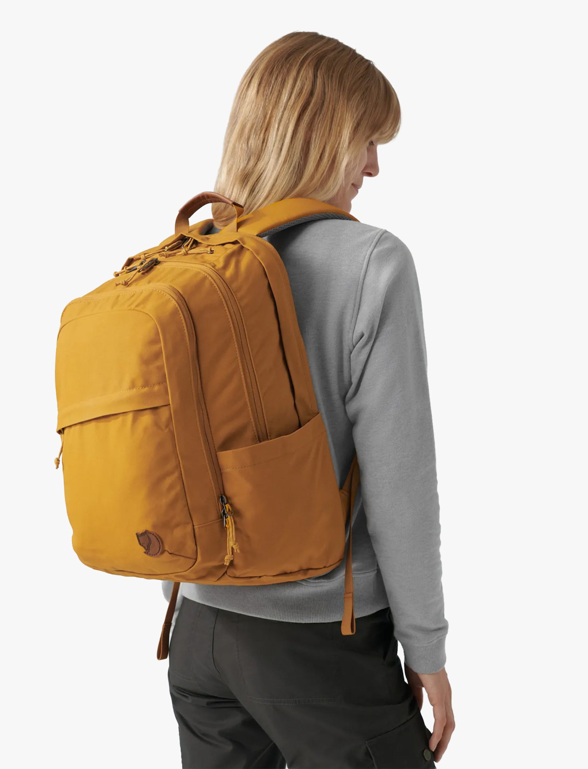Fjallraven Kanken Raven 28 26052 - תיק גב קנקן 28 ליטר