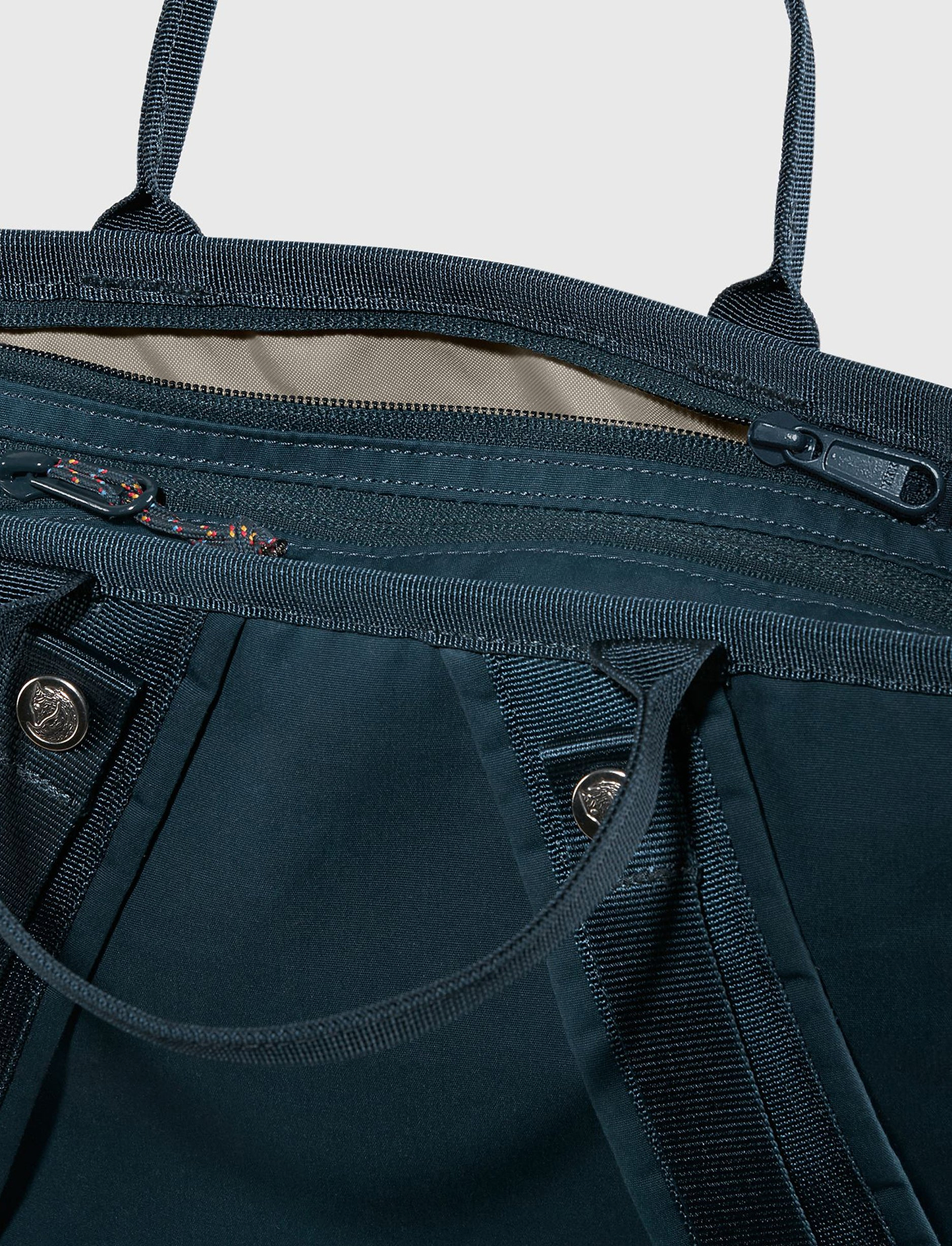 Fjallraven Kanken Vardag Totepack -תיק גב/שק קאן קן 20 ליטר