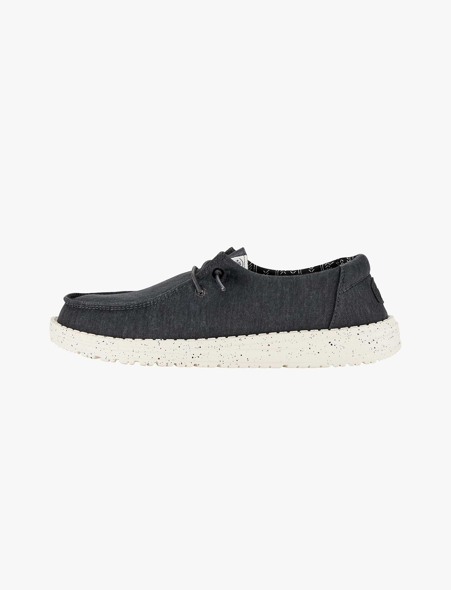 Hey Dude Lace Slip On Wendy Canvas - נעלי סליפ און היי דוד וונדי קנבס לנשים בצבע שחור
