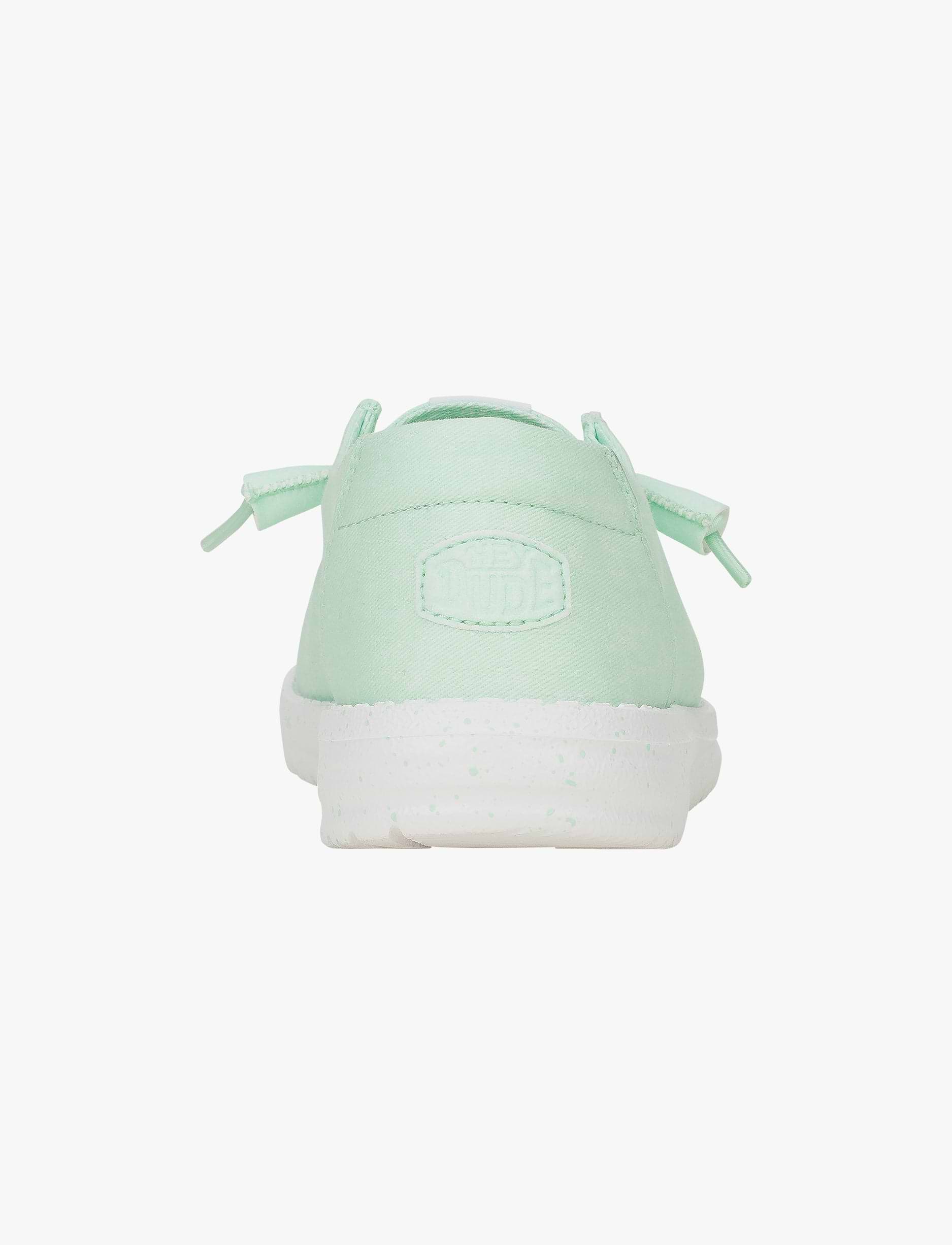 Hey Dude Lace Slip On Wendy Canvas - נעלי סליפ און היי דוד וונדי קנבס לנשים בצבע כחול מנטה