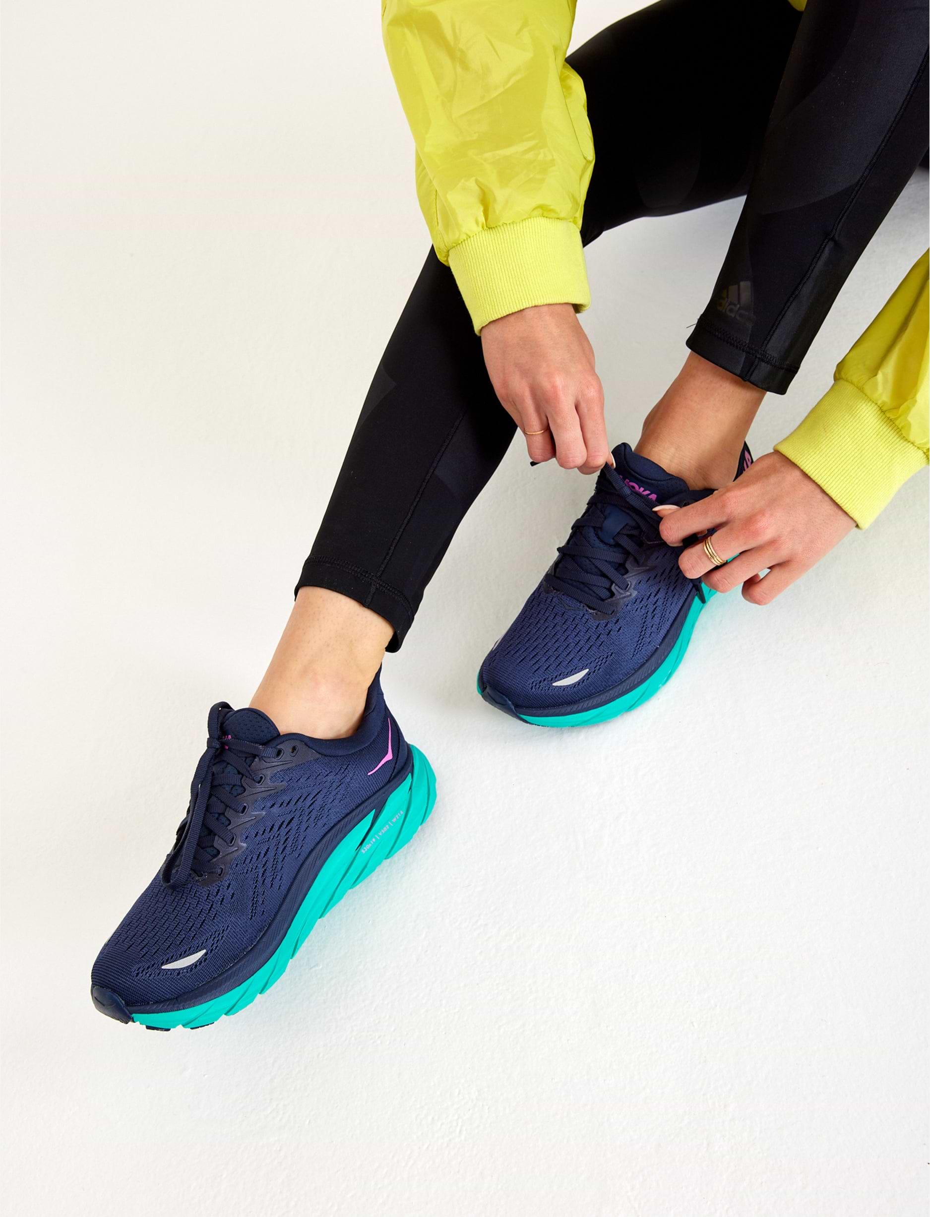 Hoka Clifton 8 Wide - נעלי ספורט נשים הוקה קליפטון 8 רחבות