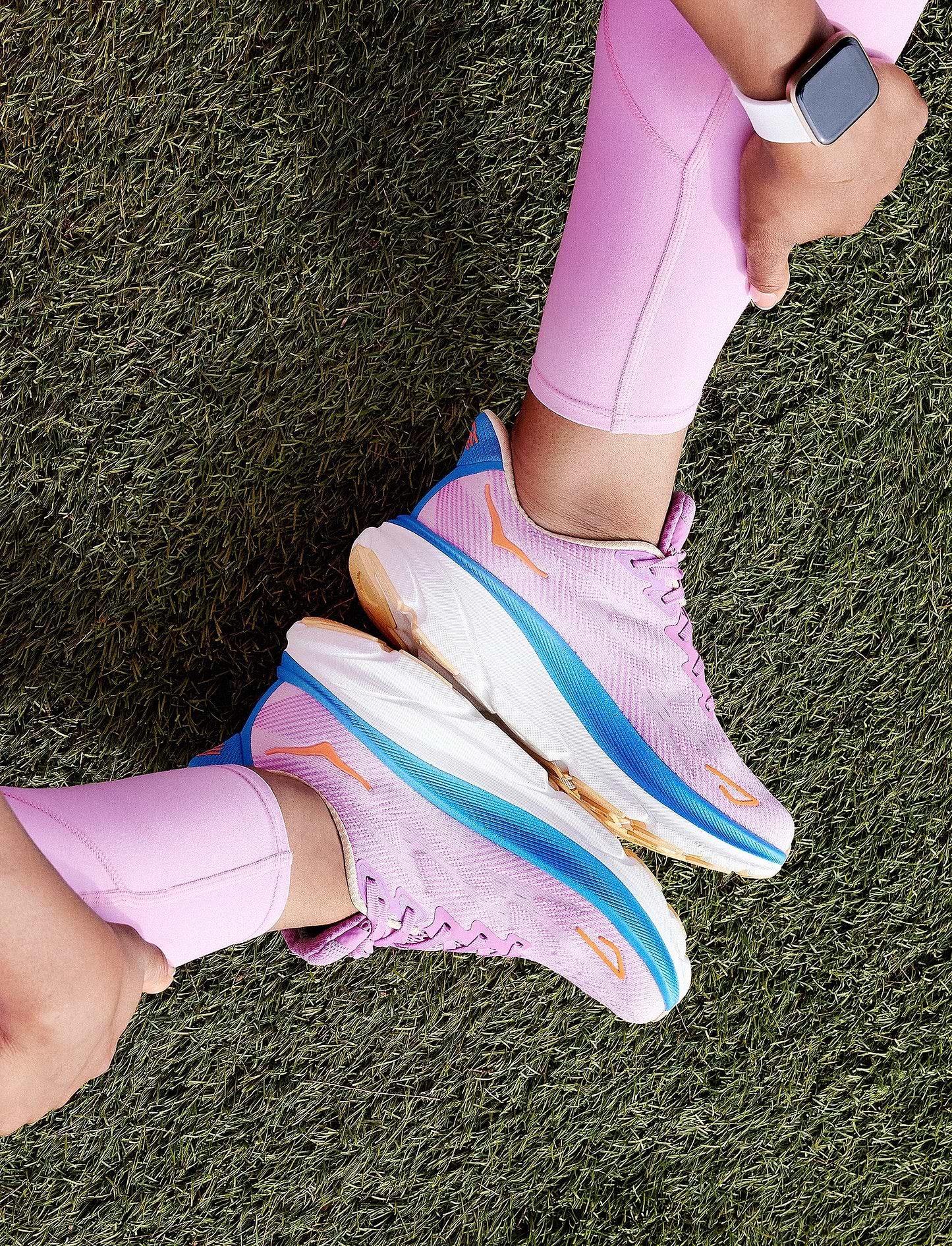 Hoka Clifton 9 Wide - נעלי ספורט נשים הוקה קליפטון 9 רחבות