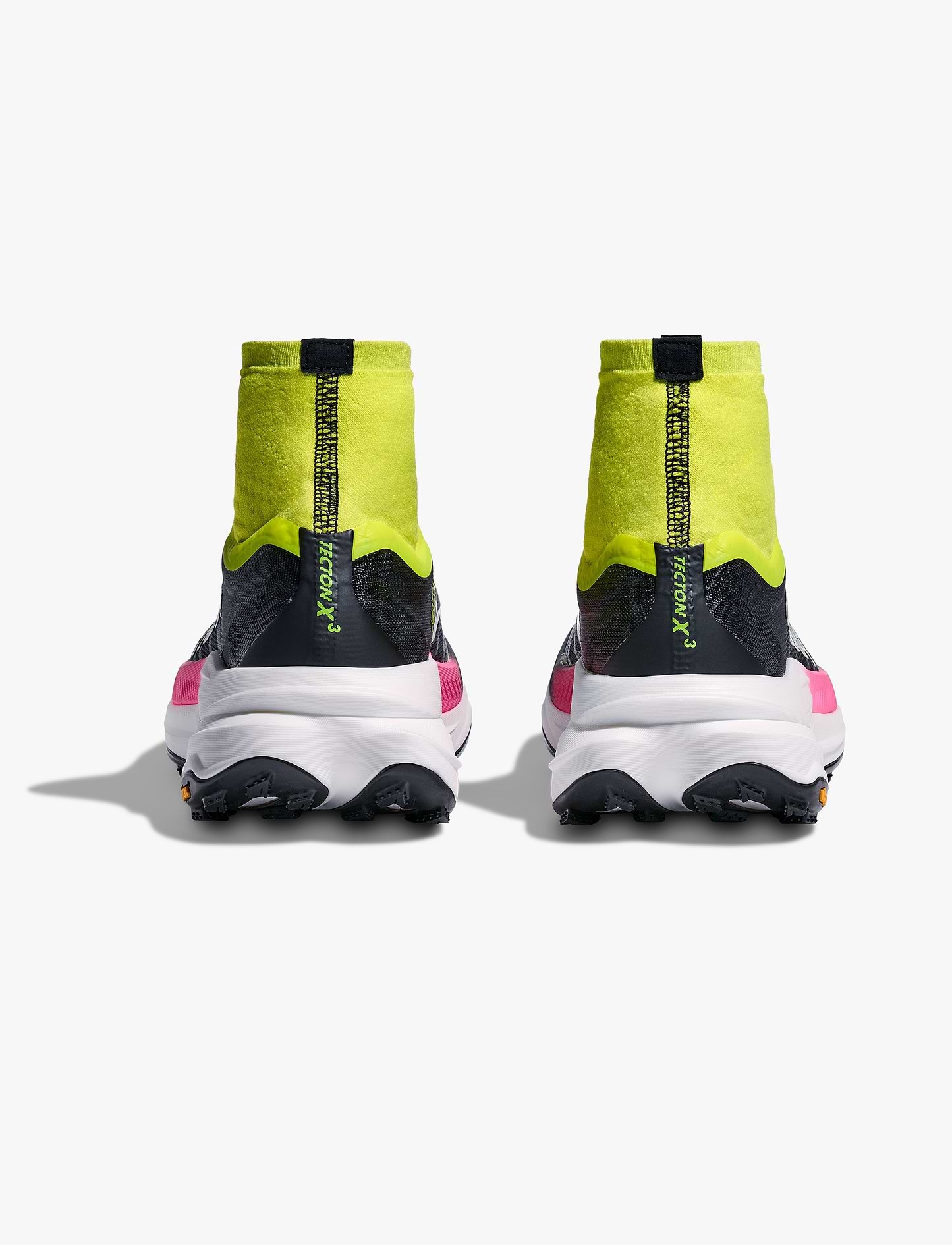 X 3 נעלי טקטון - HOKA TECTON X3