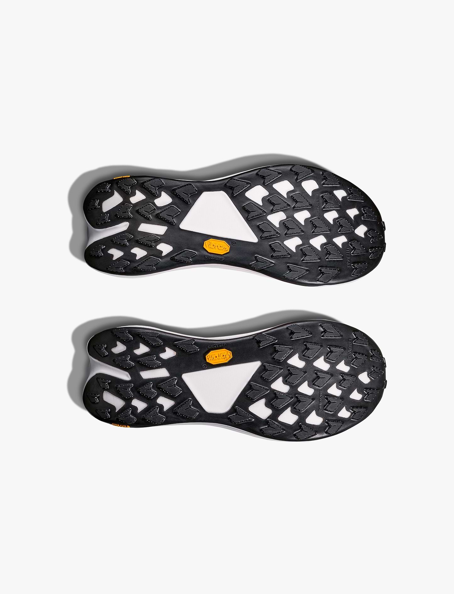 X 3 נעלי טקטון - HOKA TECTON X3