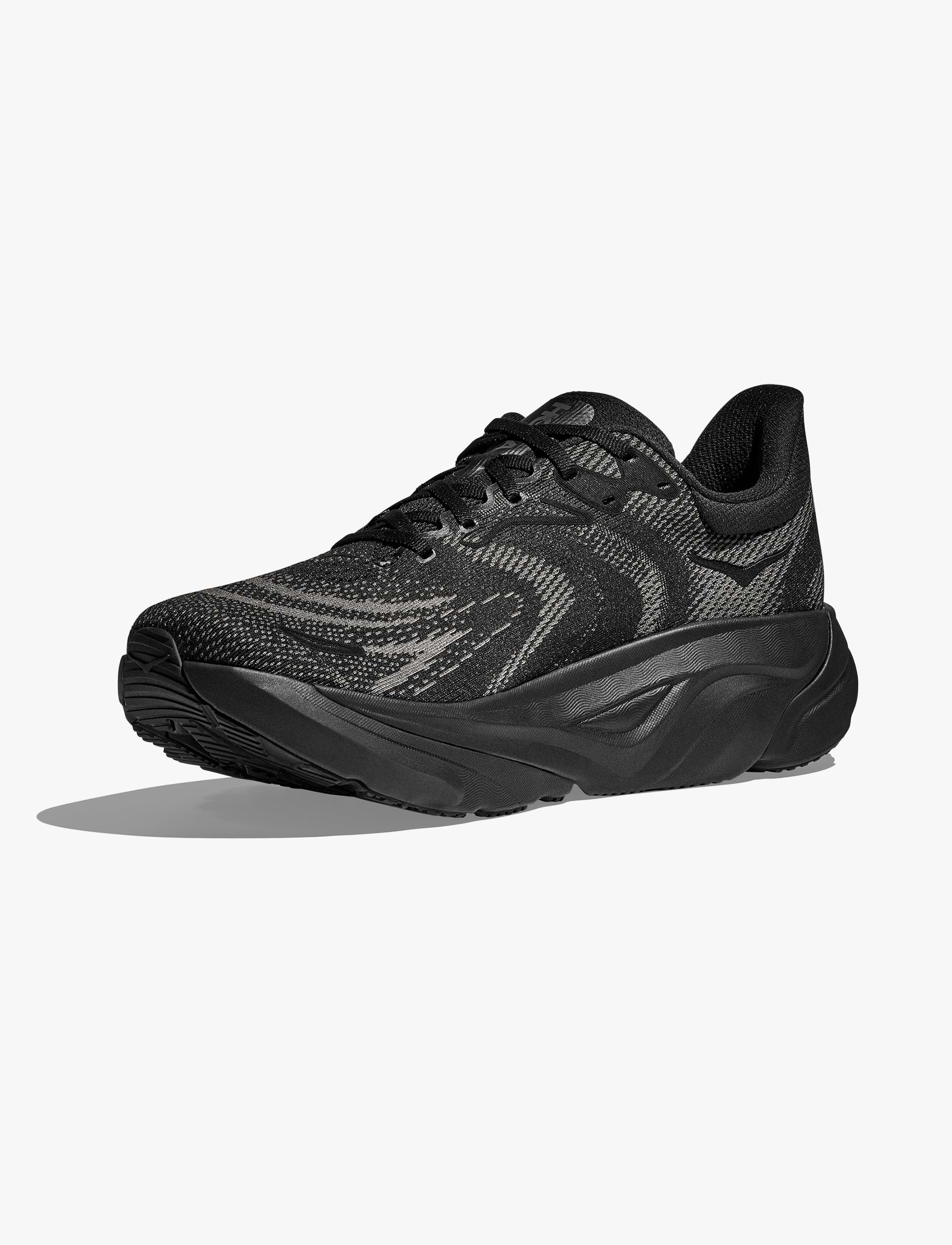 HOKA Arahi 8 - נעלי ספורט גברים הוקה ארהי 8 בצבע שחור/שחור