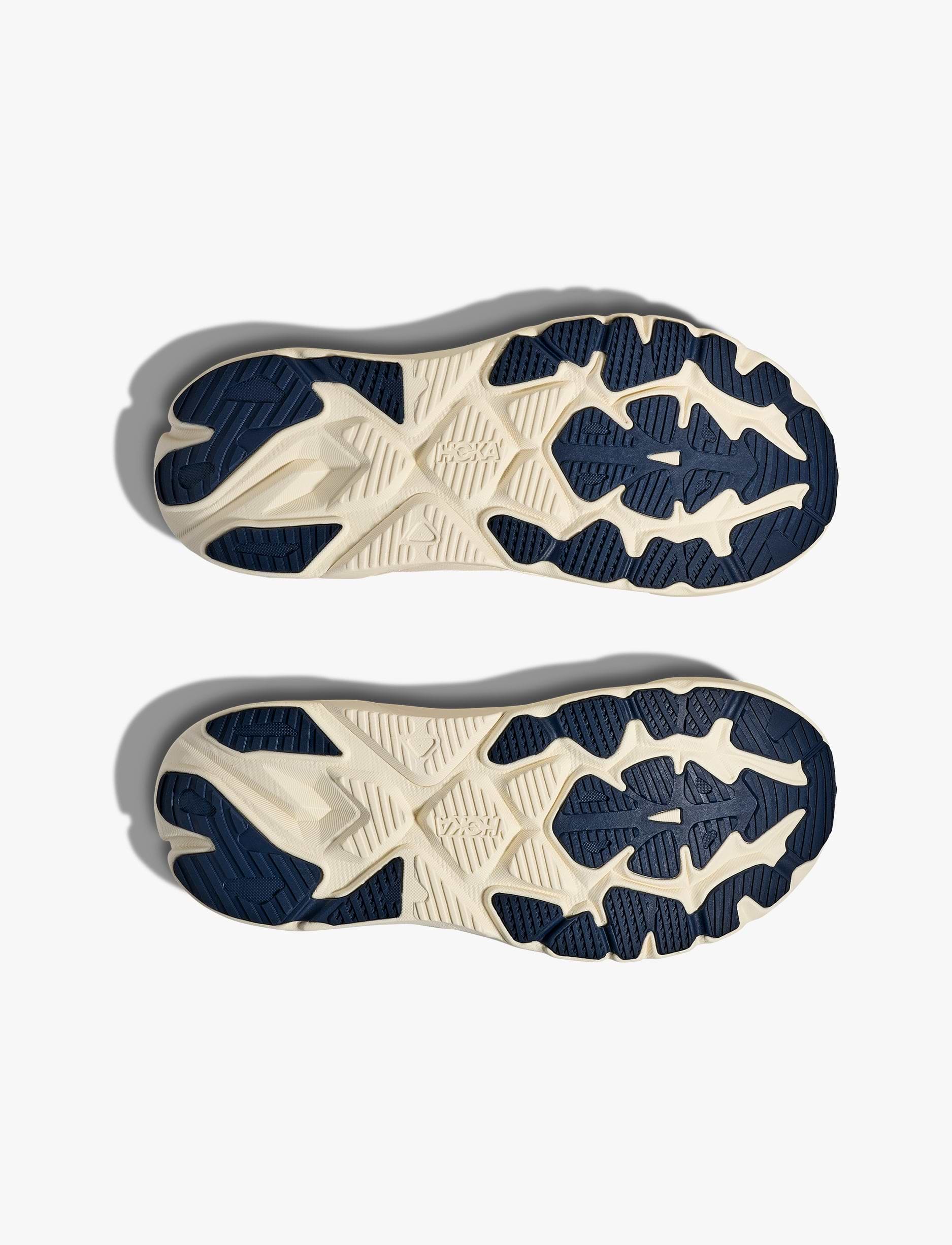 HOKA Arahi Wide 8 - נעלי ספורט נשים הוקה ארהי 8 רחבות בצבע קרם ורדים/אלבסטר