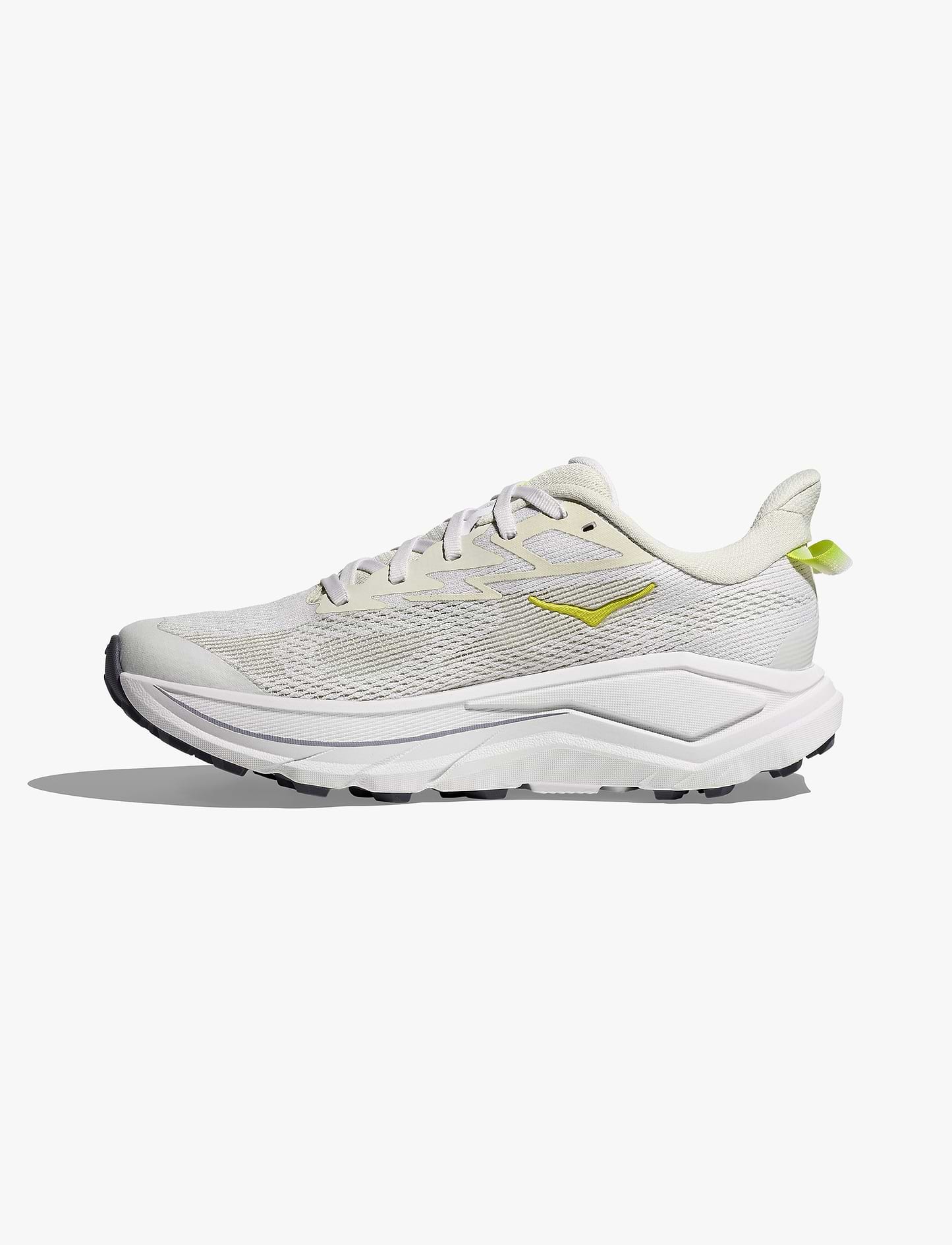 Hoka Challenger 8 - נעלי ספורט נשים הוקה צ'אלנג'ר 8 בצבע לבן/נאון סיטרוס