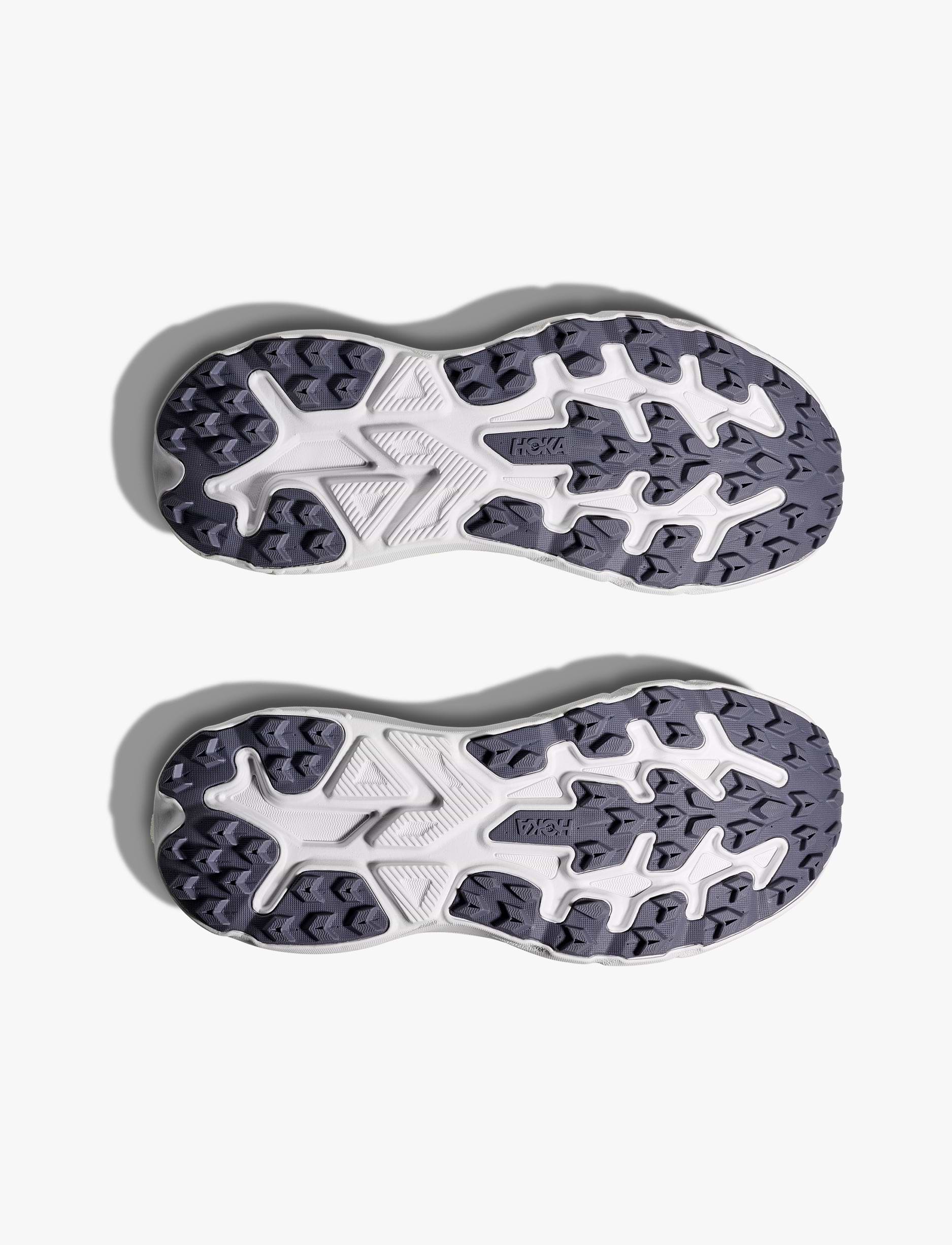Hoka Challenger 8 - נעלי ספורט נשים הוקה צ'אלנג'ר 8 בצבע לבן/נאון סיטרוס