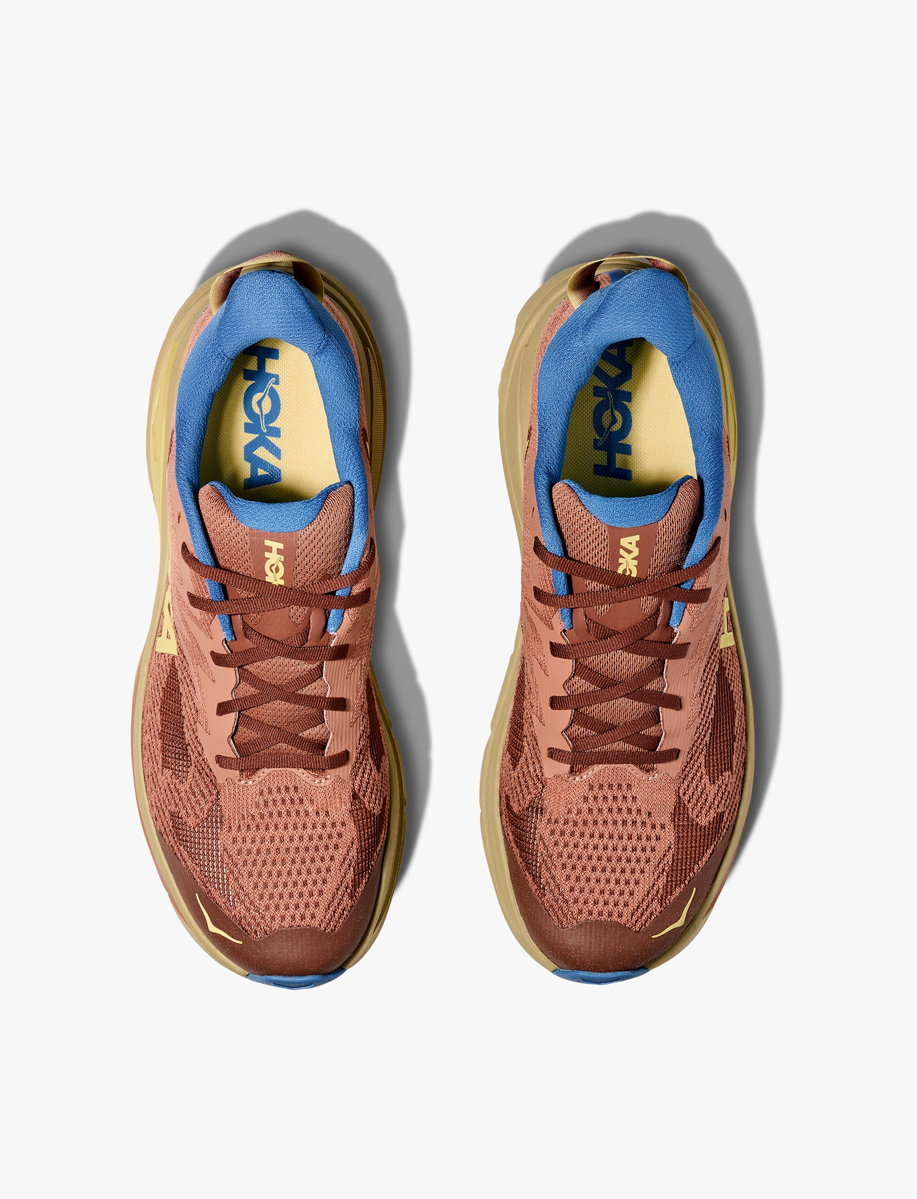 Hoka Challenger Wide 8 - נעלי ספורט גברים הוקה צ'אלנג'ר 8 רחבות בצבע מייפל/הל