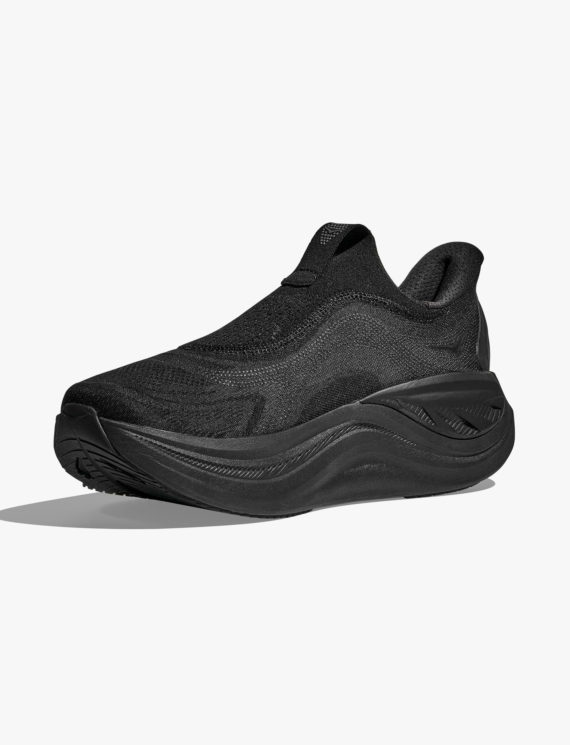 HOKA Skyward Laceless - נעלי התאוששות הוקה סקייווארד לייסלס לגברים בצבע שחור/שחור