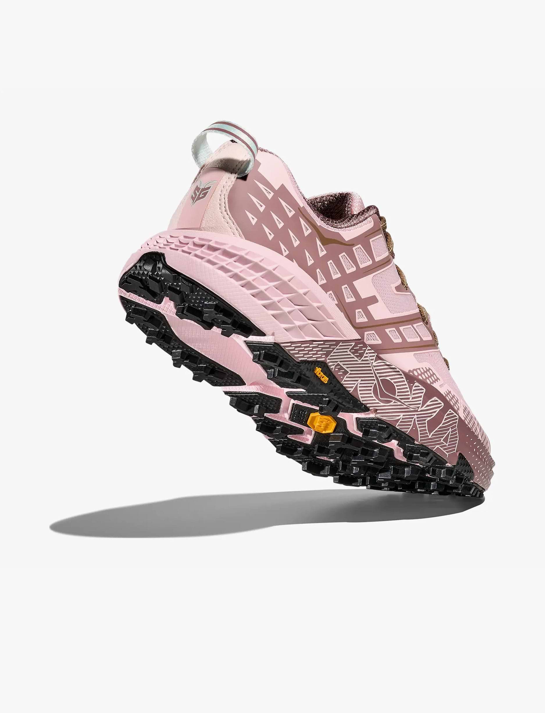 HOKA SPEEDGOAT 2 - נעלי לייף סטייל ספידגוט 2 בצבע ורוד ציפורן/סגלגל