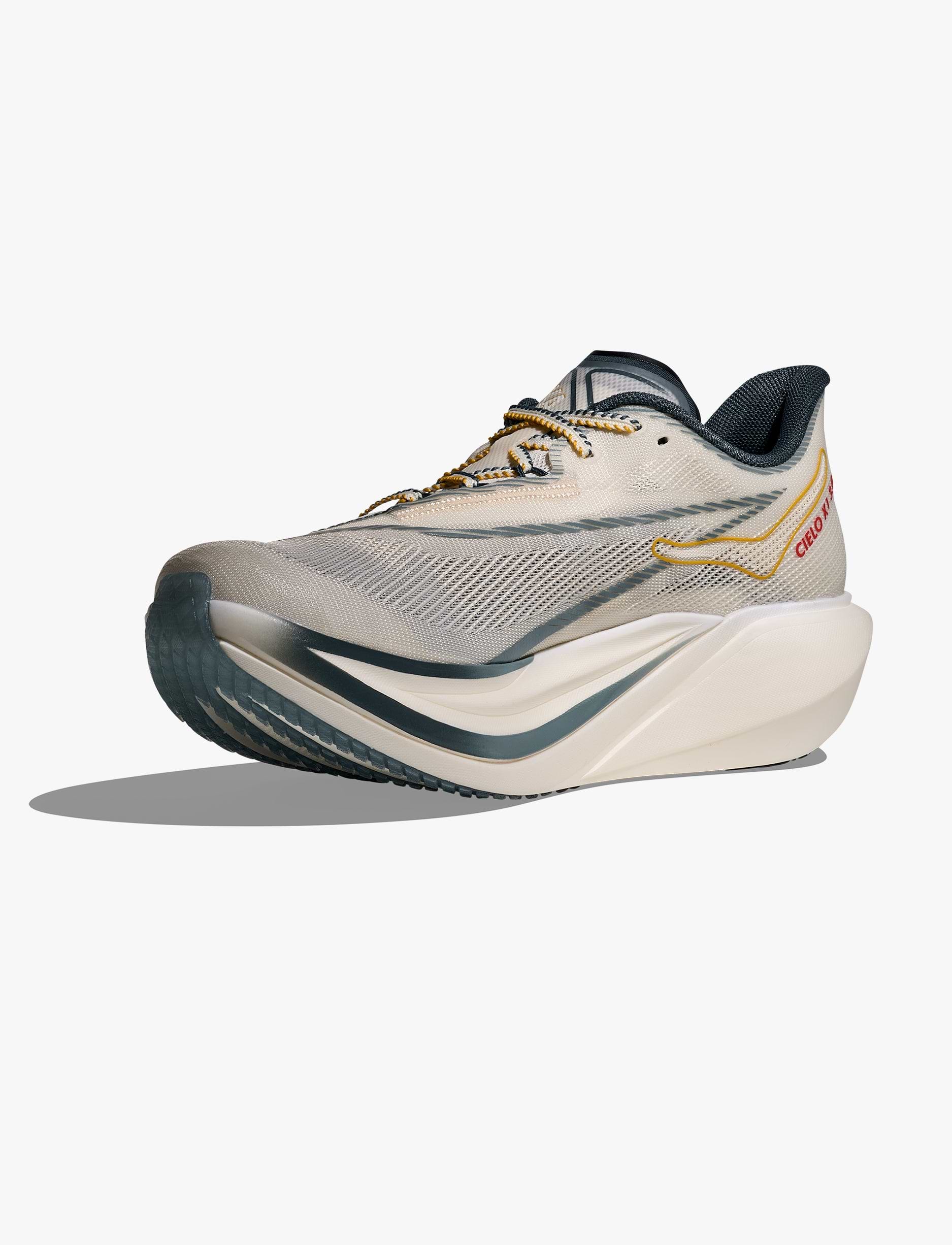 HOKA CIELO X1 3.0- נעלי ספורט הוקה סיאלו בצבע אלבסטר/צהוב זהוב