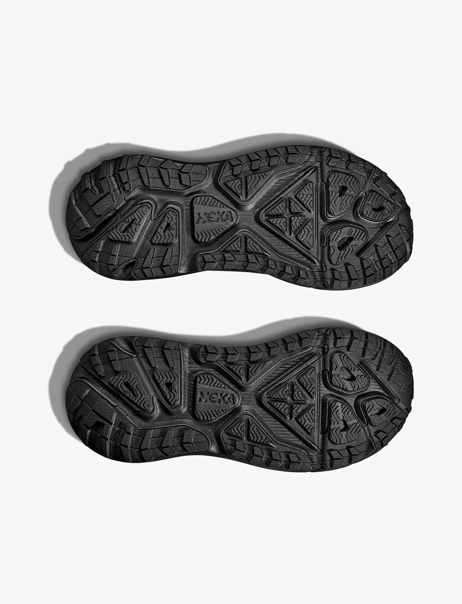 HOKA STINSON ONE7 - נעלי הוקה סטינסון בצבע שחור/כסף