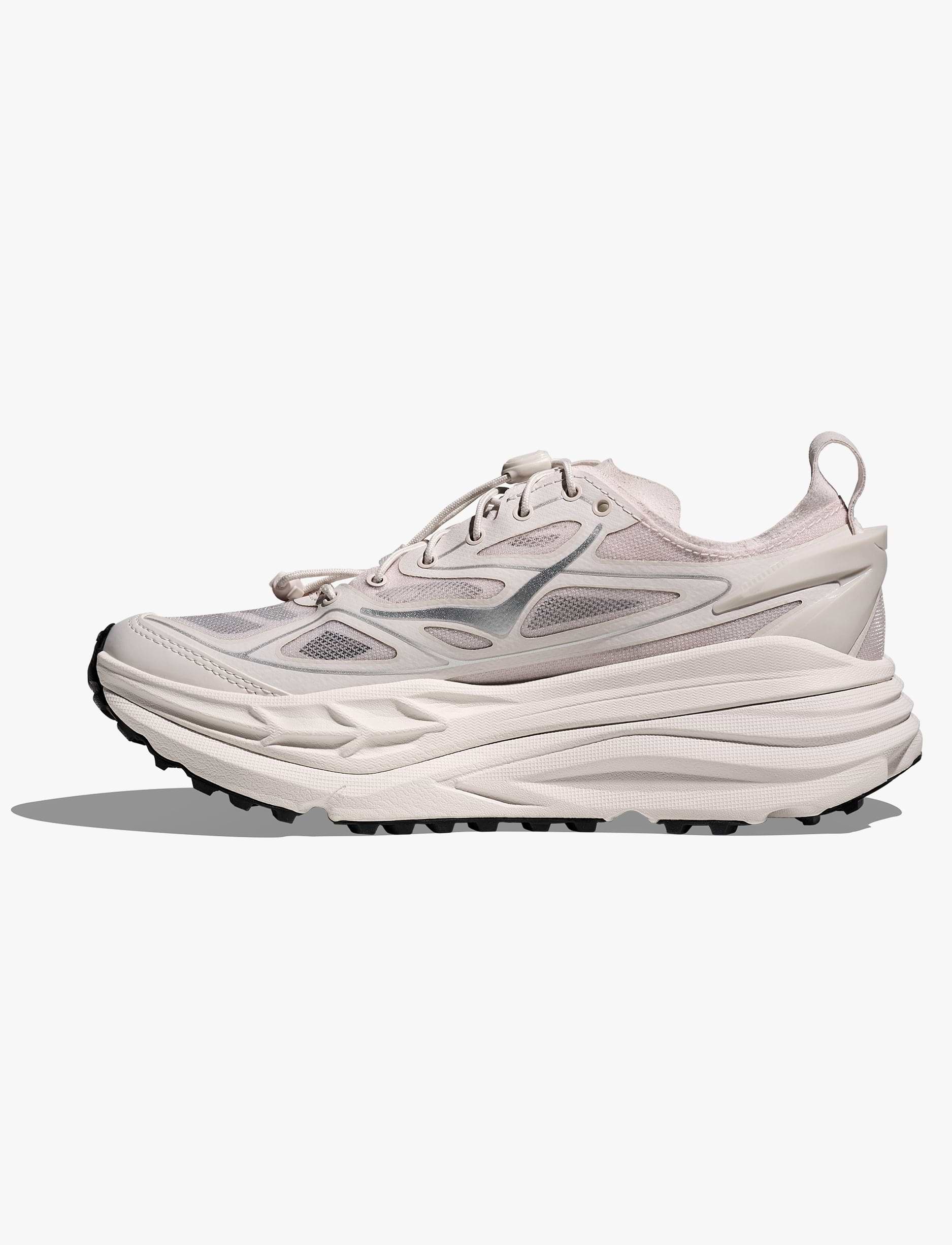 HOKA STINSON ONE7 - נעלי הוקה סטינסון בצבע גרוט/כסף