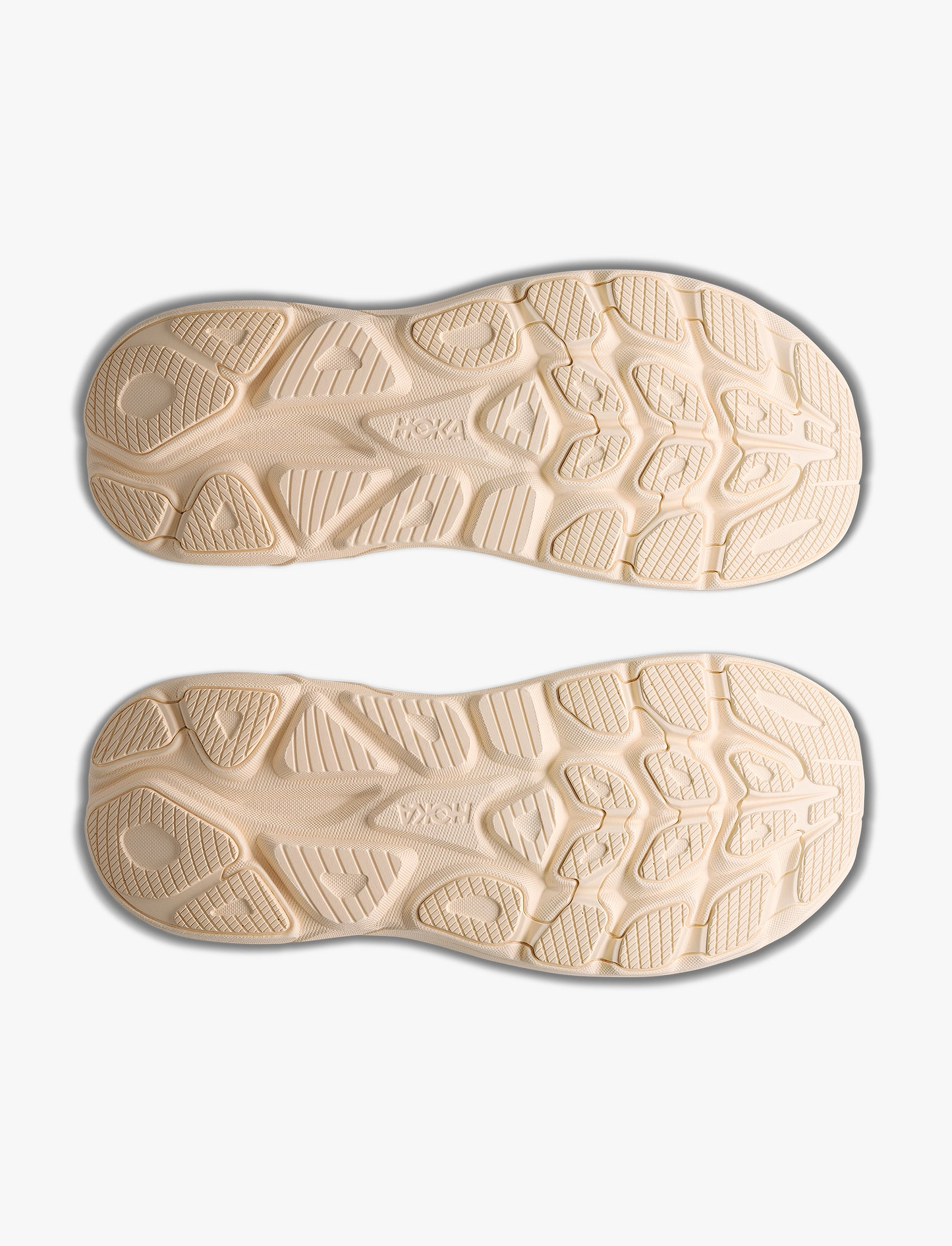 HOKA CLIFTON WIDE 11 - נעלי ספורט נשים הוקה קליפטון 11 רחבות בצבע חימר בהיר/שיבולת שועל