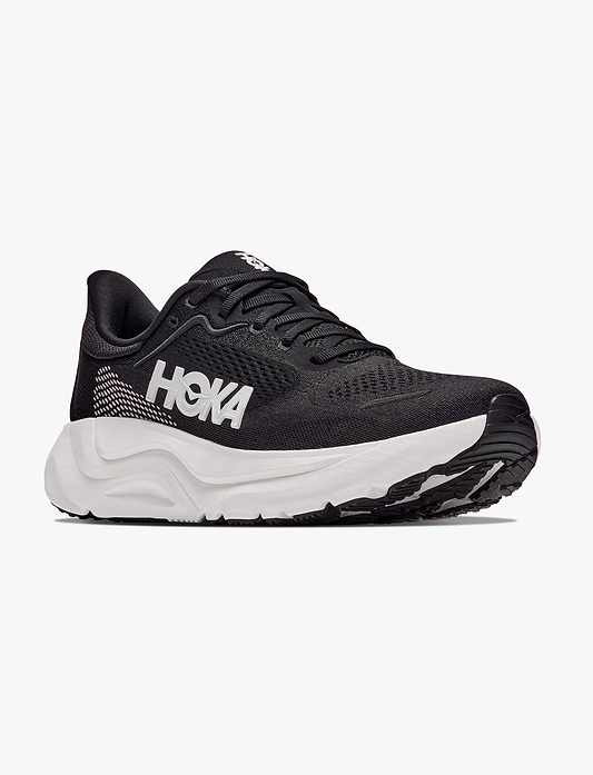 HOKA ARAHI 9 WIDE - נעלי ספורט גברים הוקה אראהי 9 רחבות בצבע שחור/לבן