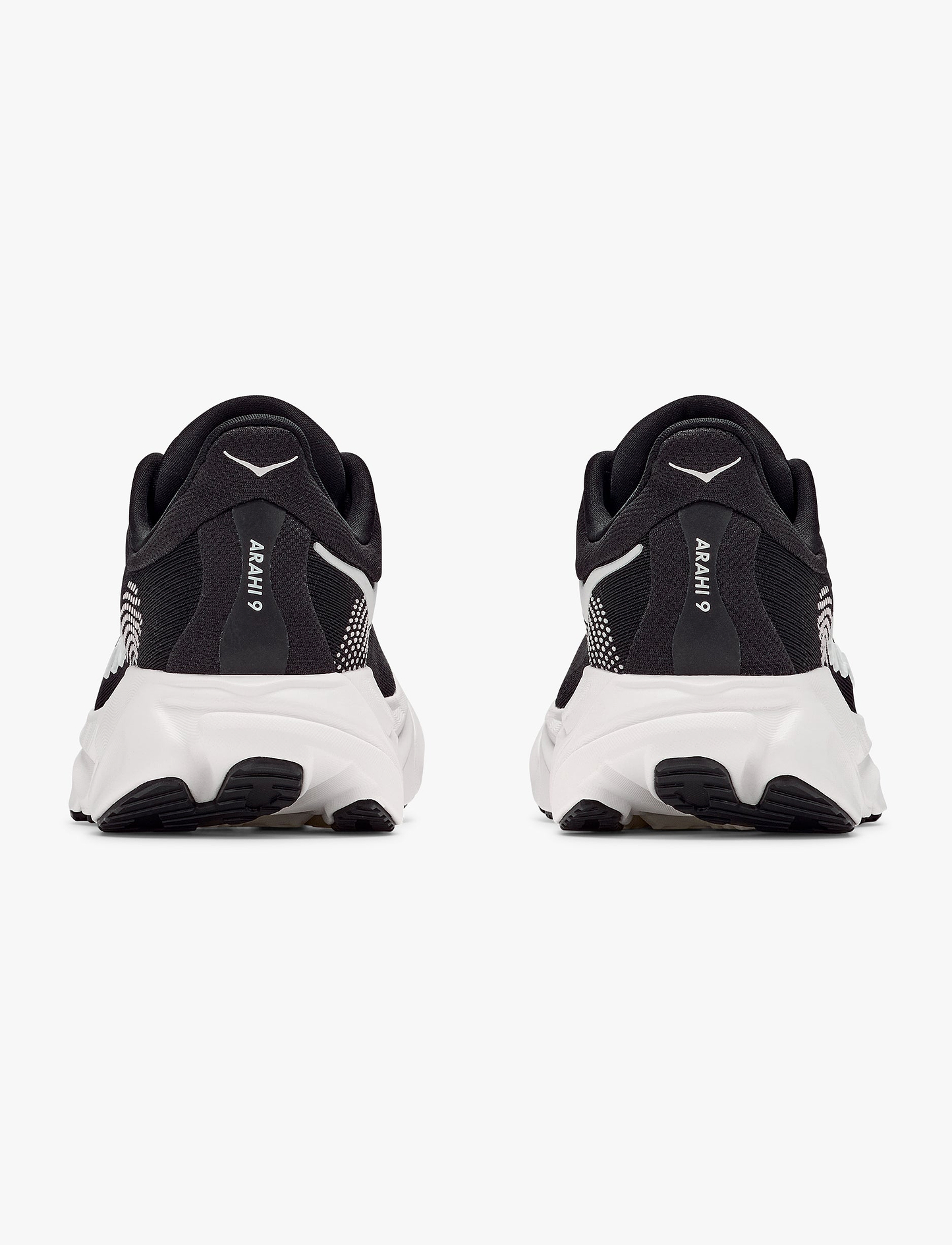 HOKA ARAHI 9 WIDE - נעלי ספורט גברים הוקה אראהי 9 רחבות בצבע שחור/לבן