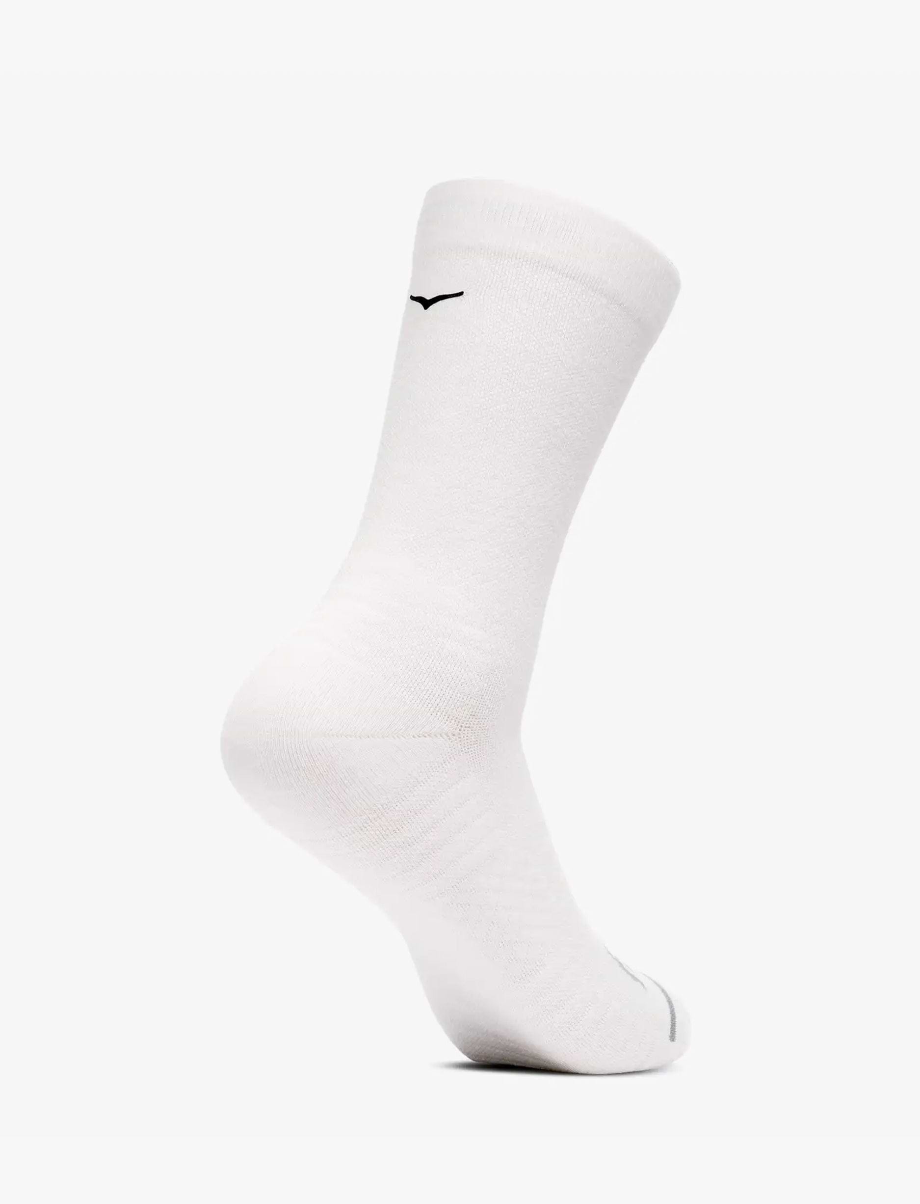 U CREW RUN SOCK 3-PACK – מארז 3 זוגות גרבי ריצה גבוהות