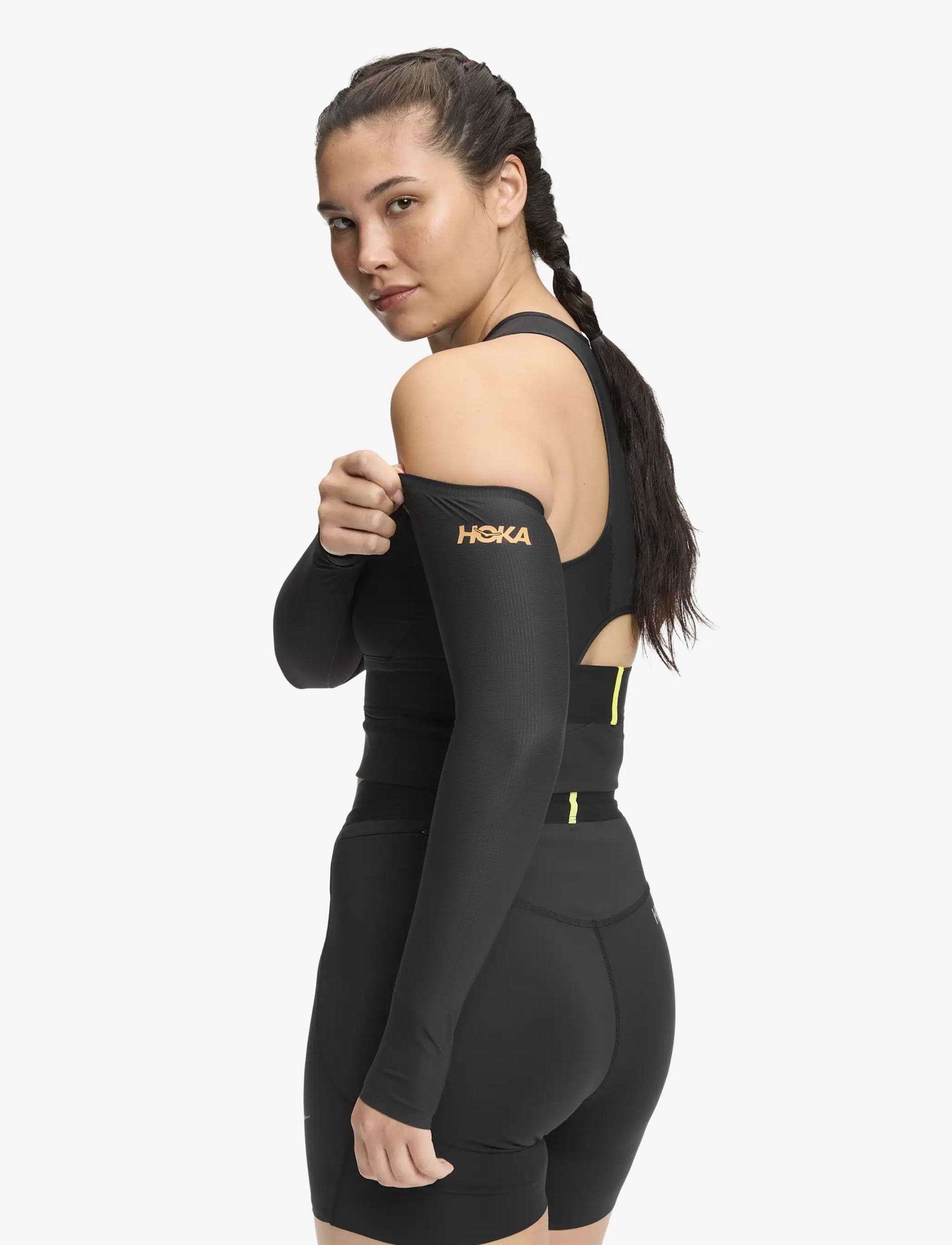 U AIROLITE ARM SLEEVES – שרוולי ידיים אירולייט לריצה