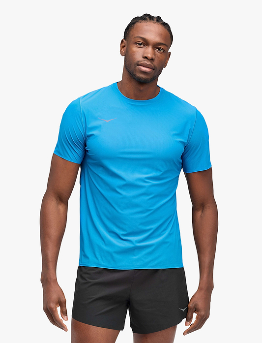 M AIROLITE RUN SHORT SLEEVE - חולצת ריצה לגברים טי אירולייט - שרוול קצר