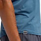 Hoka Essential Tee - חולצת טי שרוול קצר אסנשיאל לגברים בצבע לבן שמנת